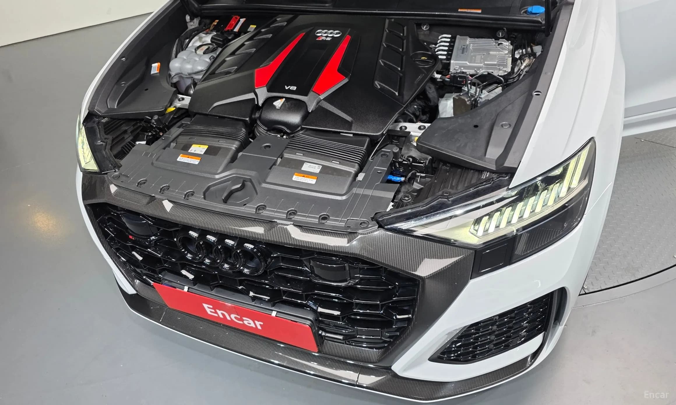 RSQ8 (4M)
