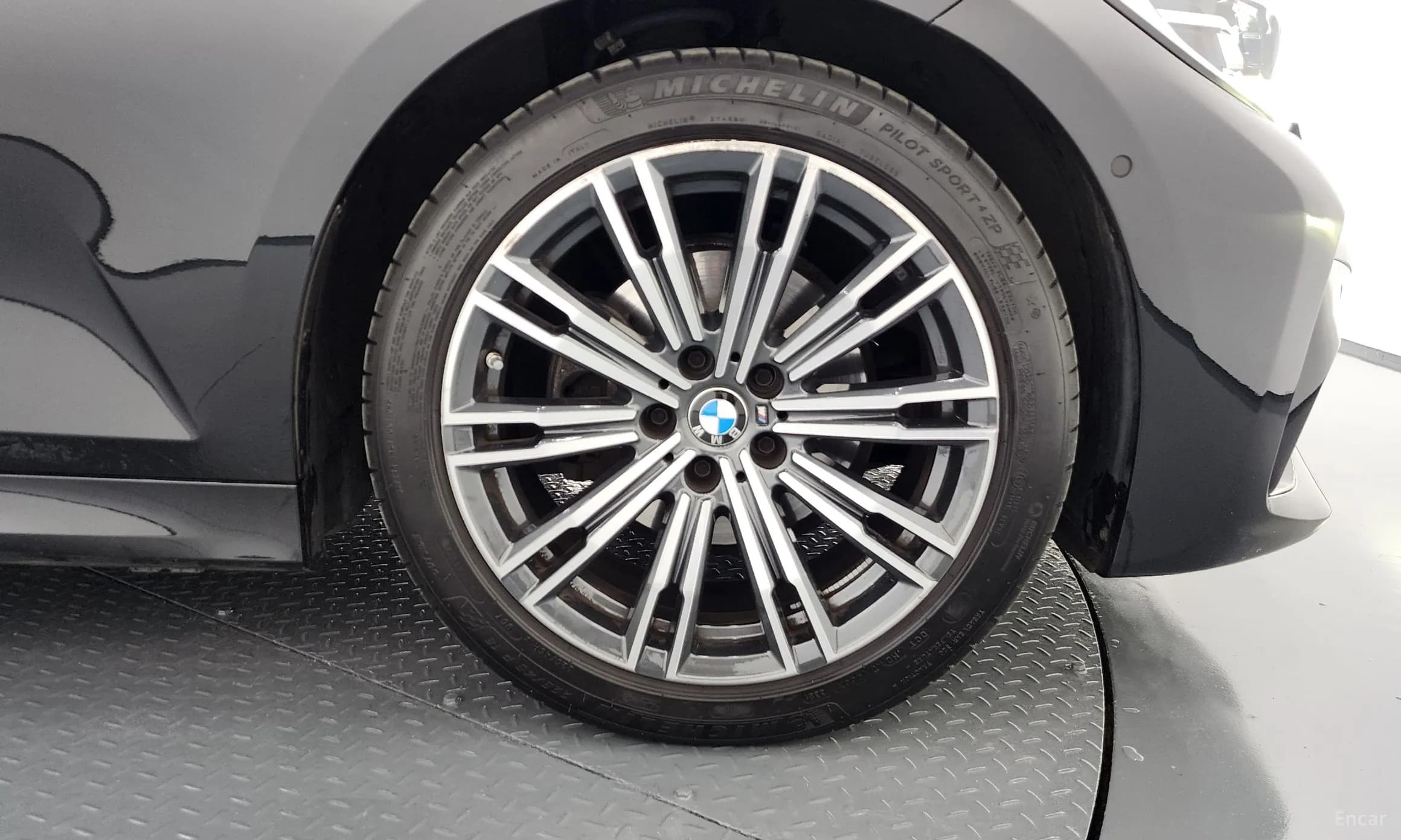 3 Series (G20)