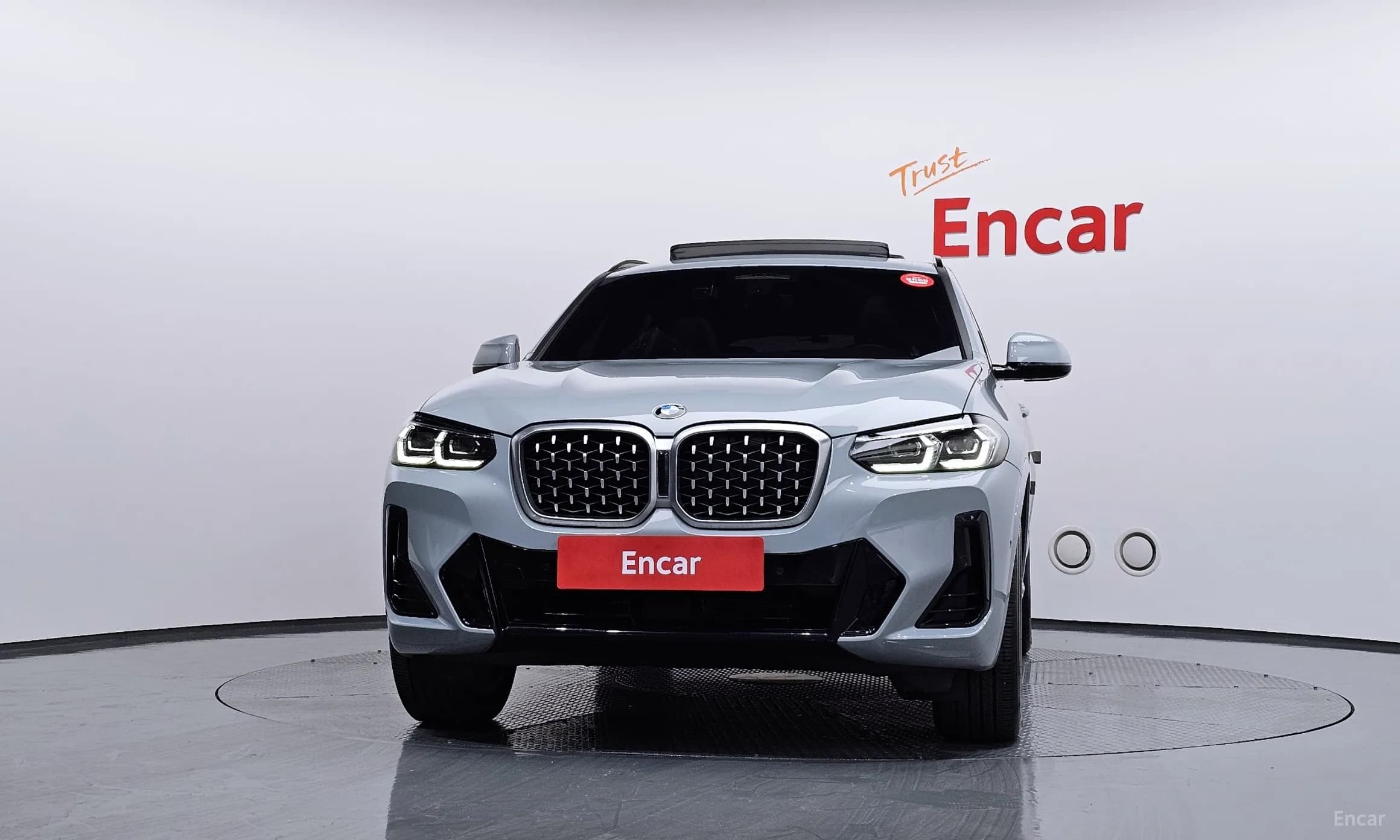X4 (G02)