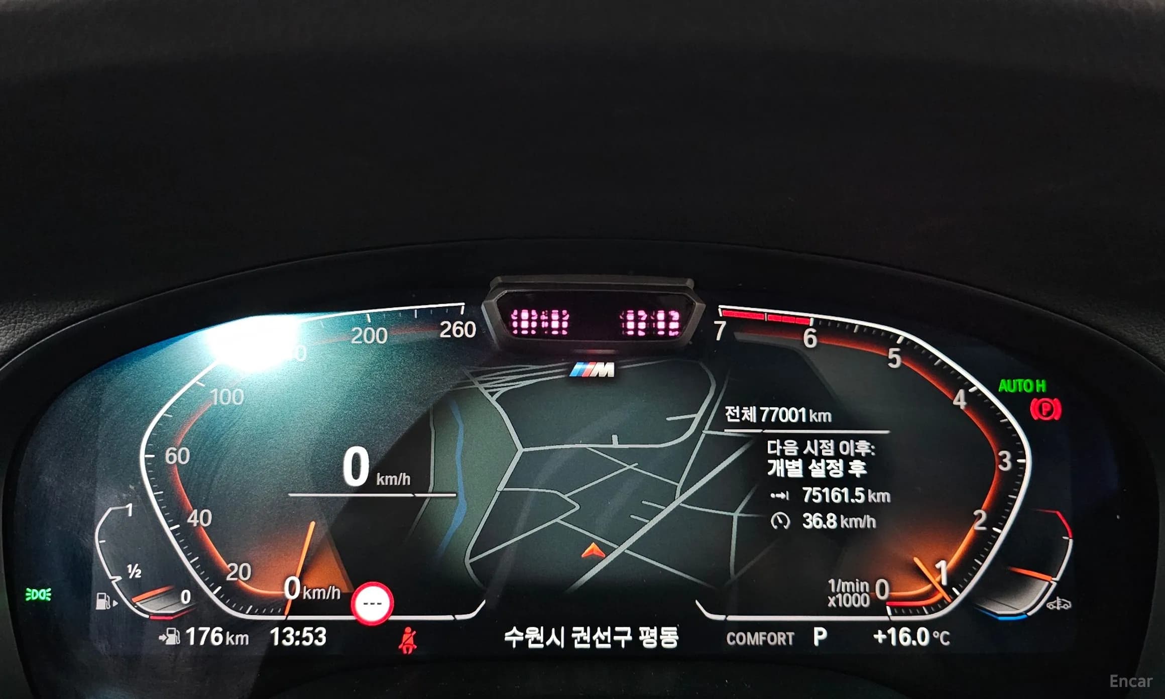 X4 (G02)