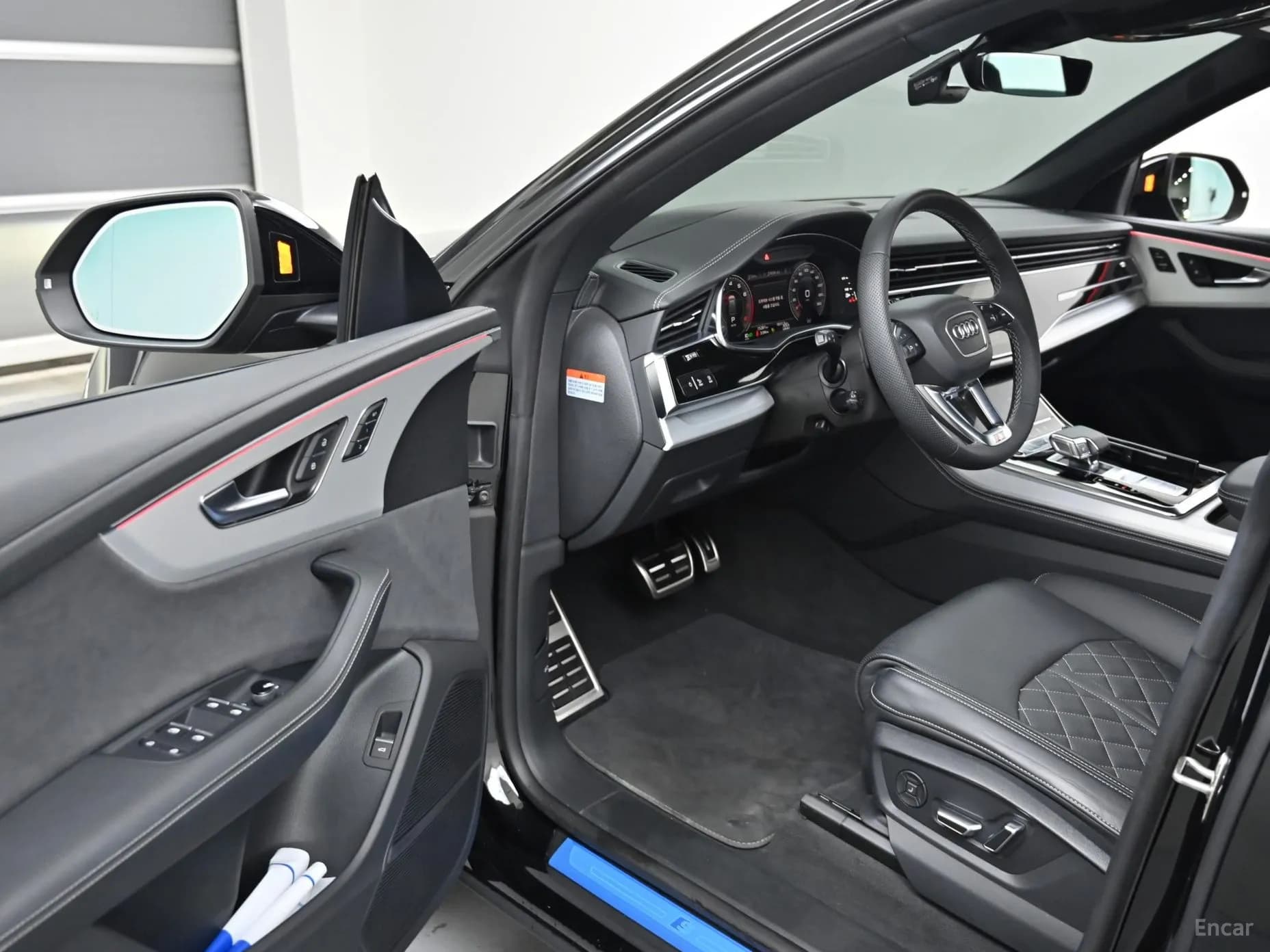 Q8 (4M)