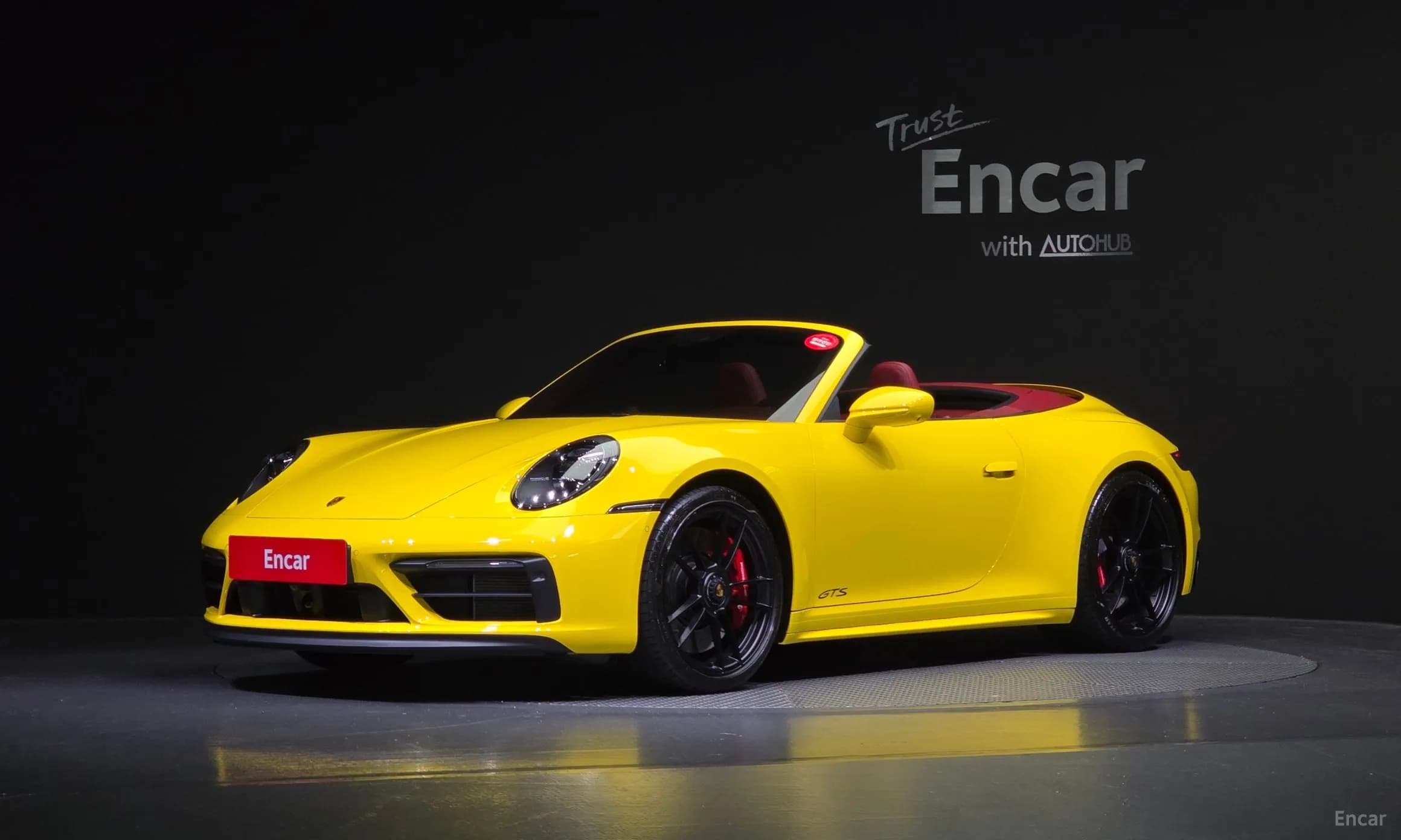 911 (992)