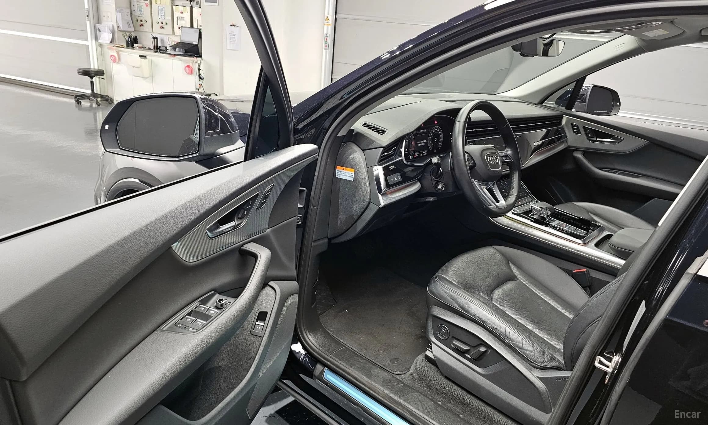 Q7 (4M)