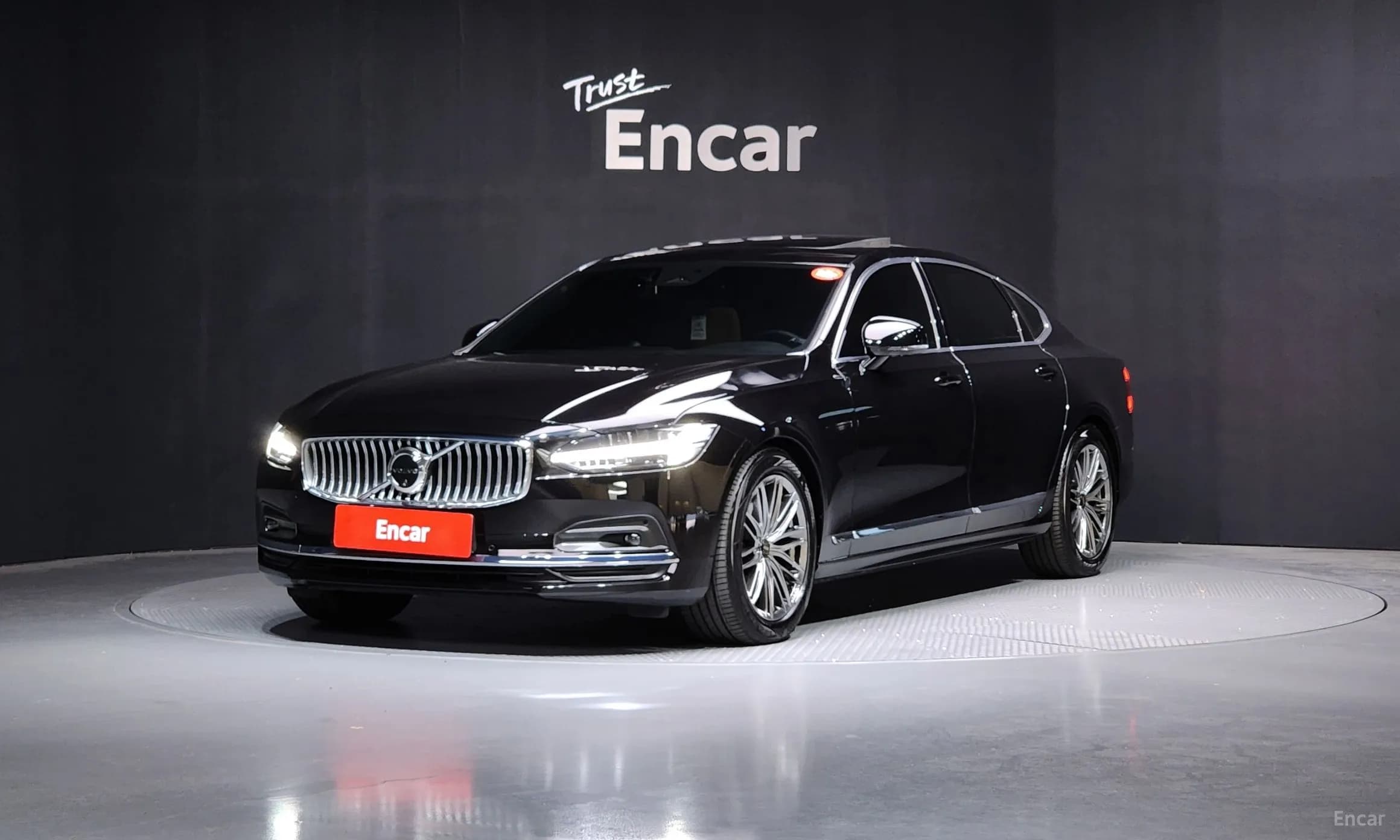 S90