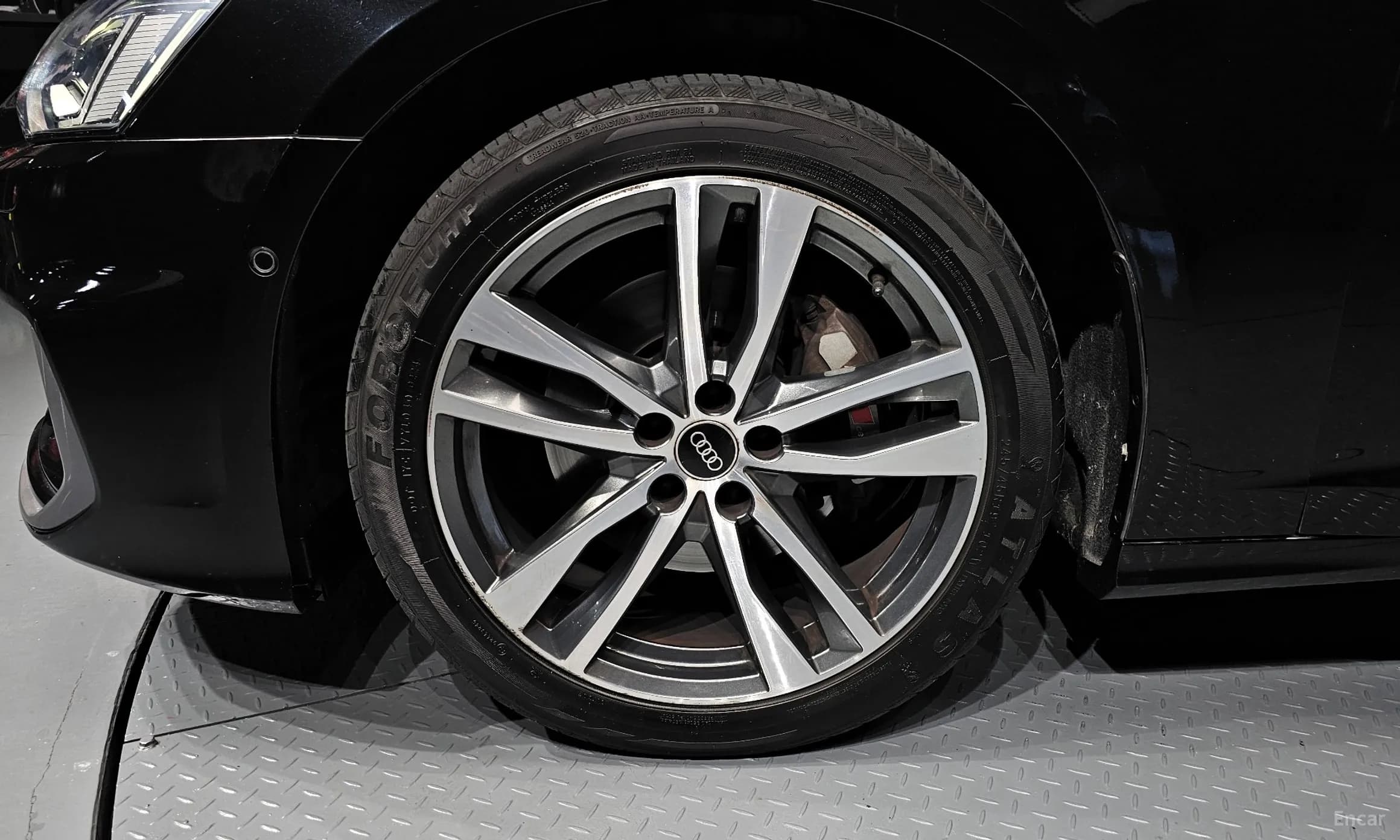 A6 (C8)
