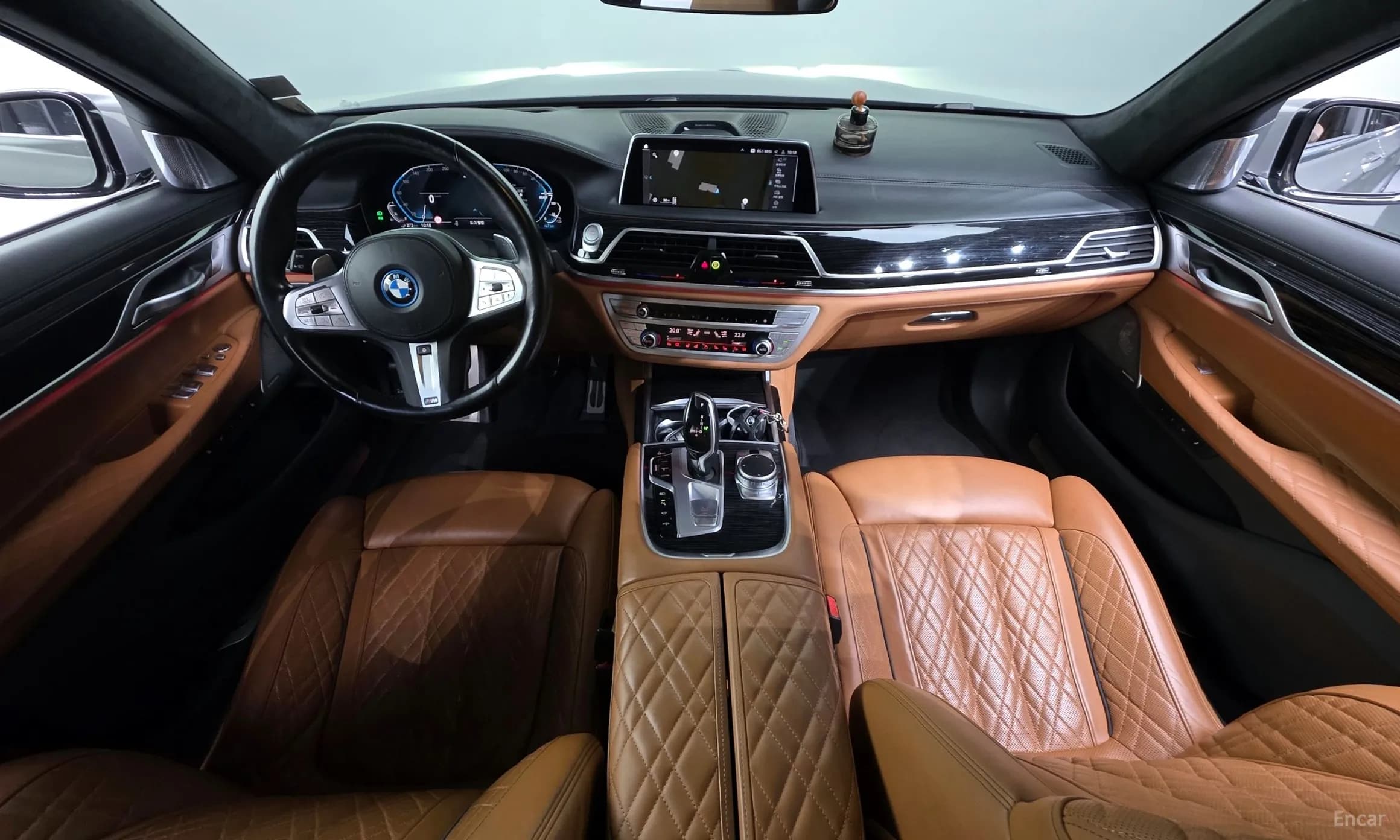 7 Series (G11)
