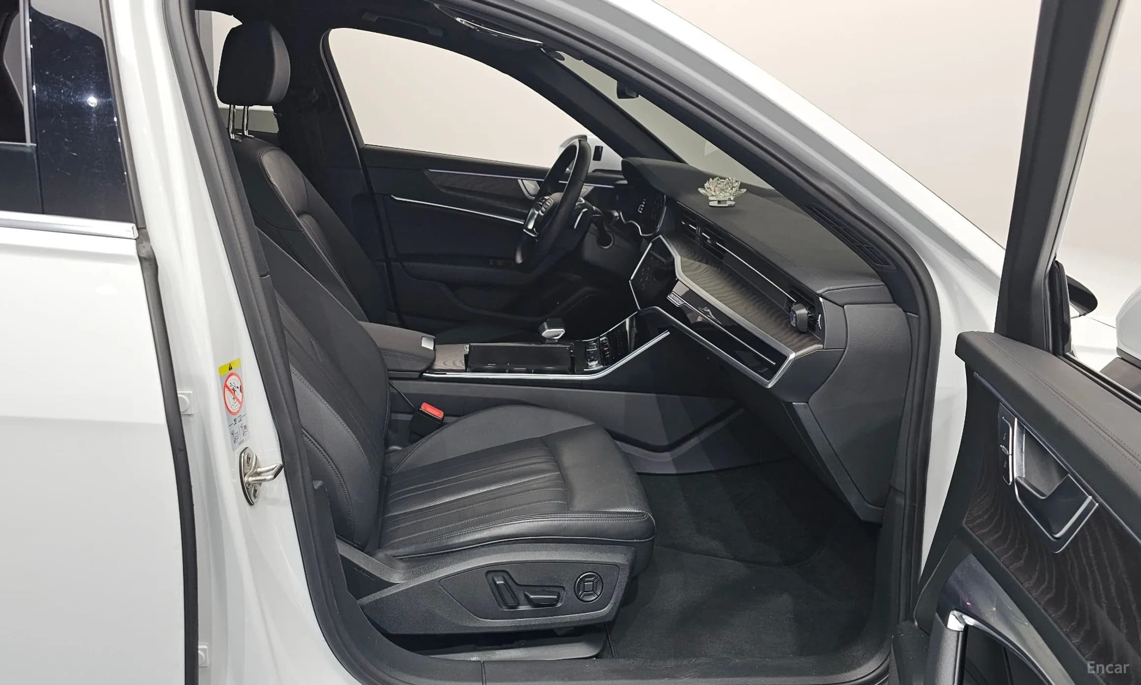 A6 (C8)