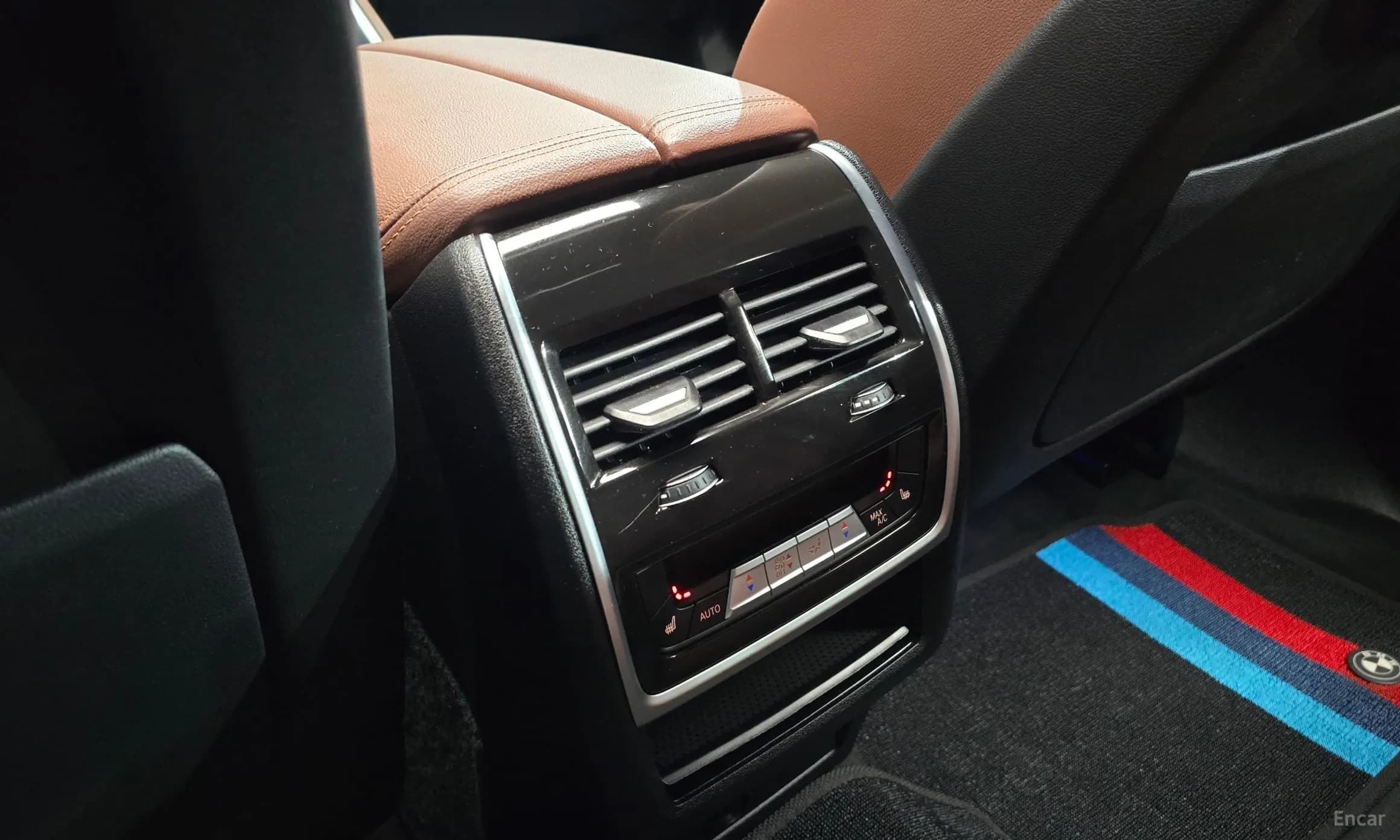 X6 (G06)
