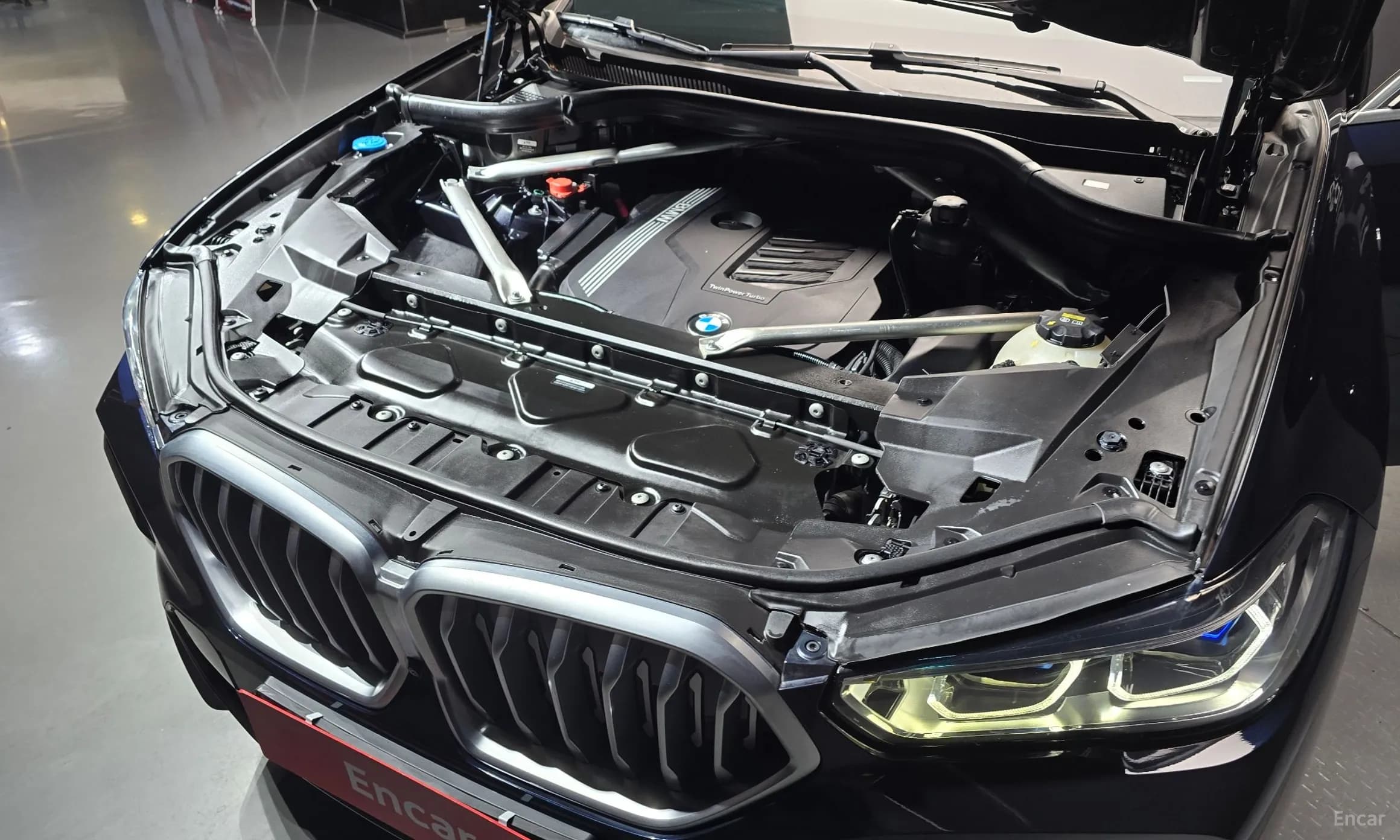 X6 (G06)