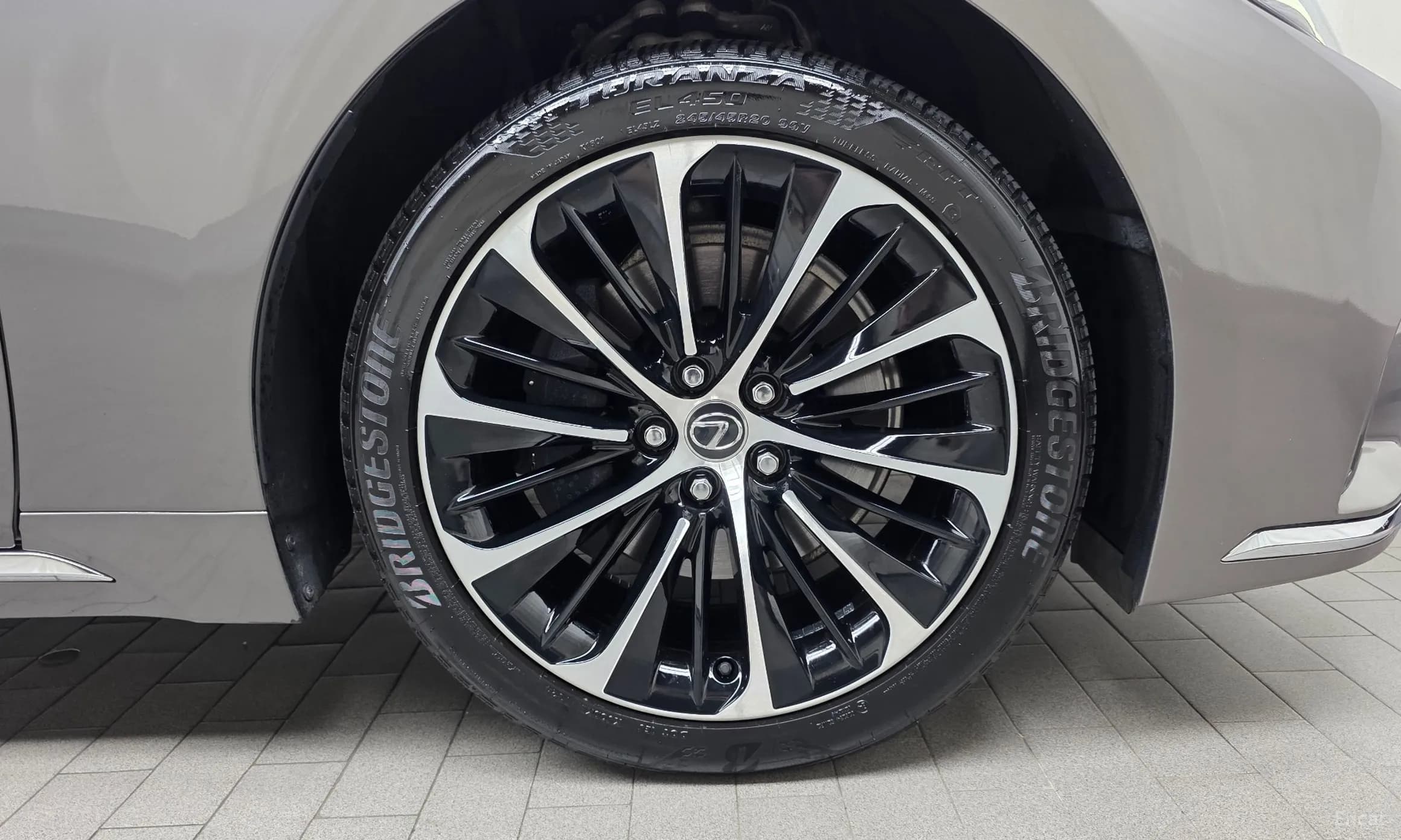 LS500h Gen 5