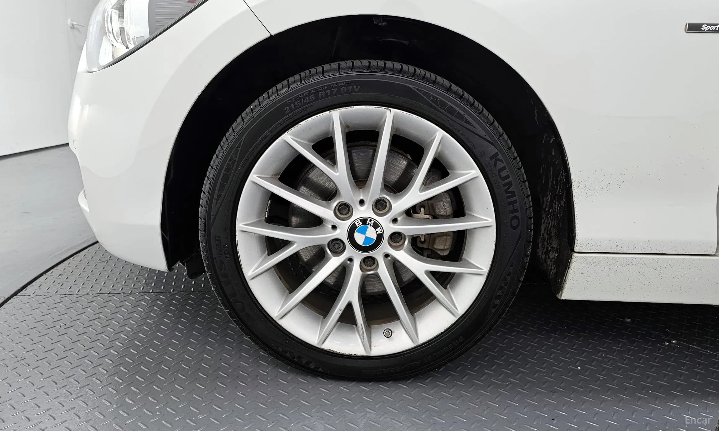 1 Series (F20)