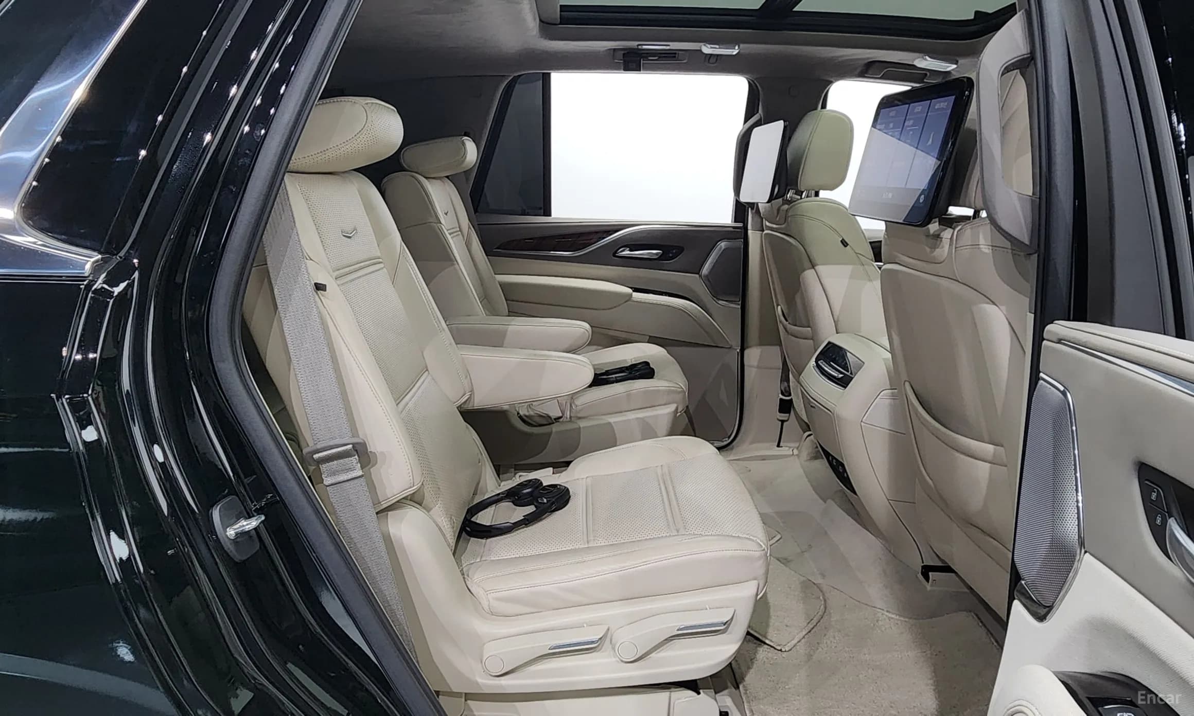 Escalade 5th Generation