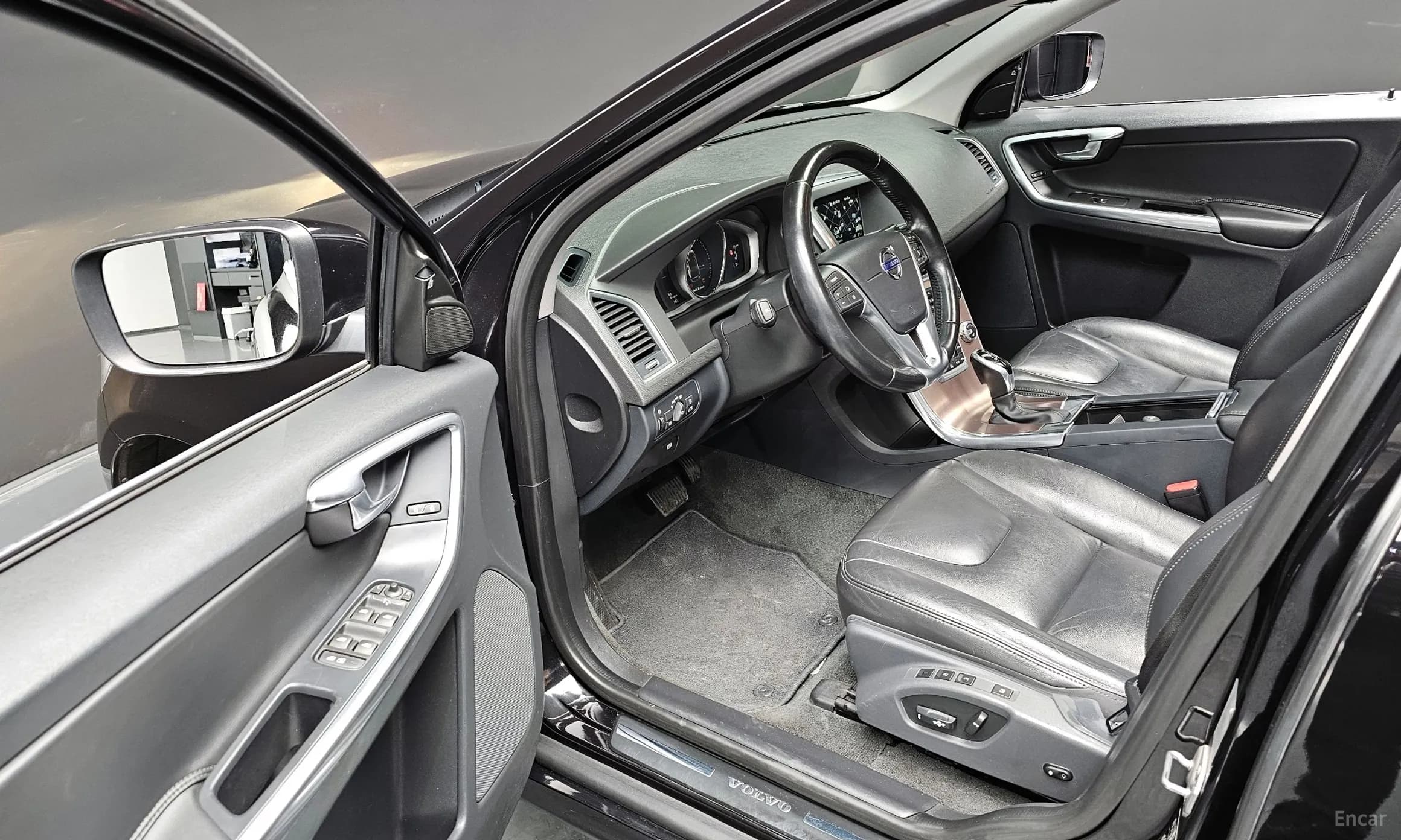 XC60