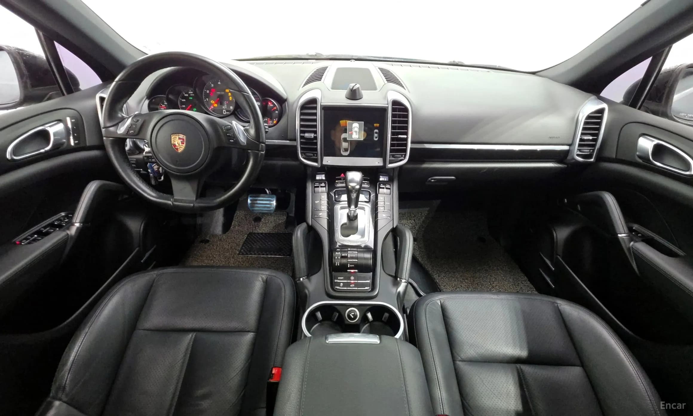 New Cayenne