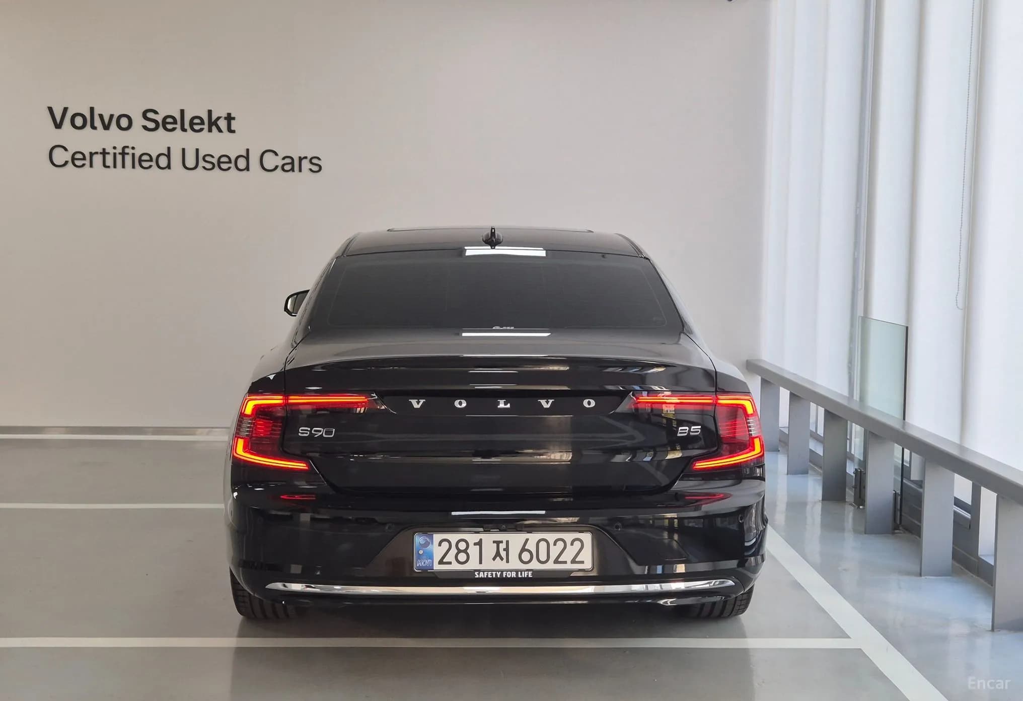 S90