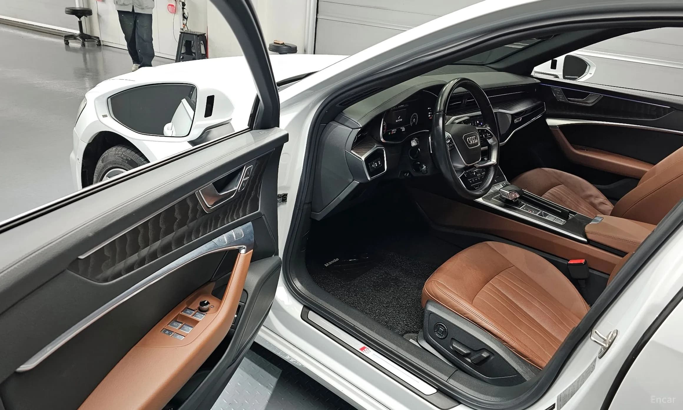 A6 (C8)
