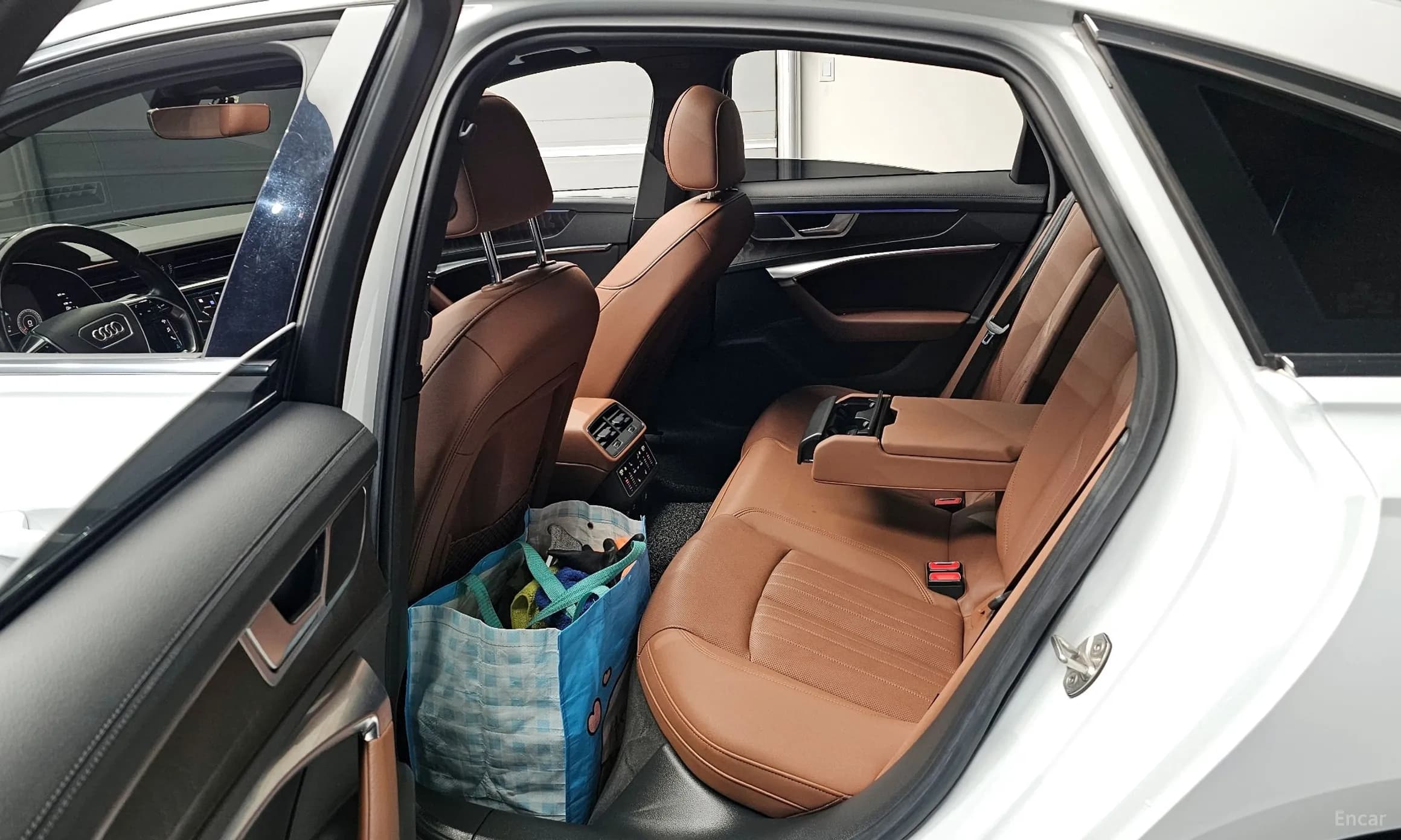 A6 (C8)