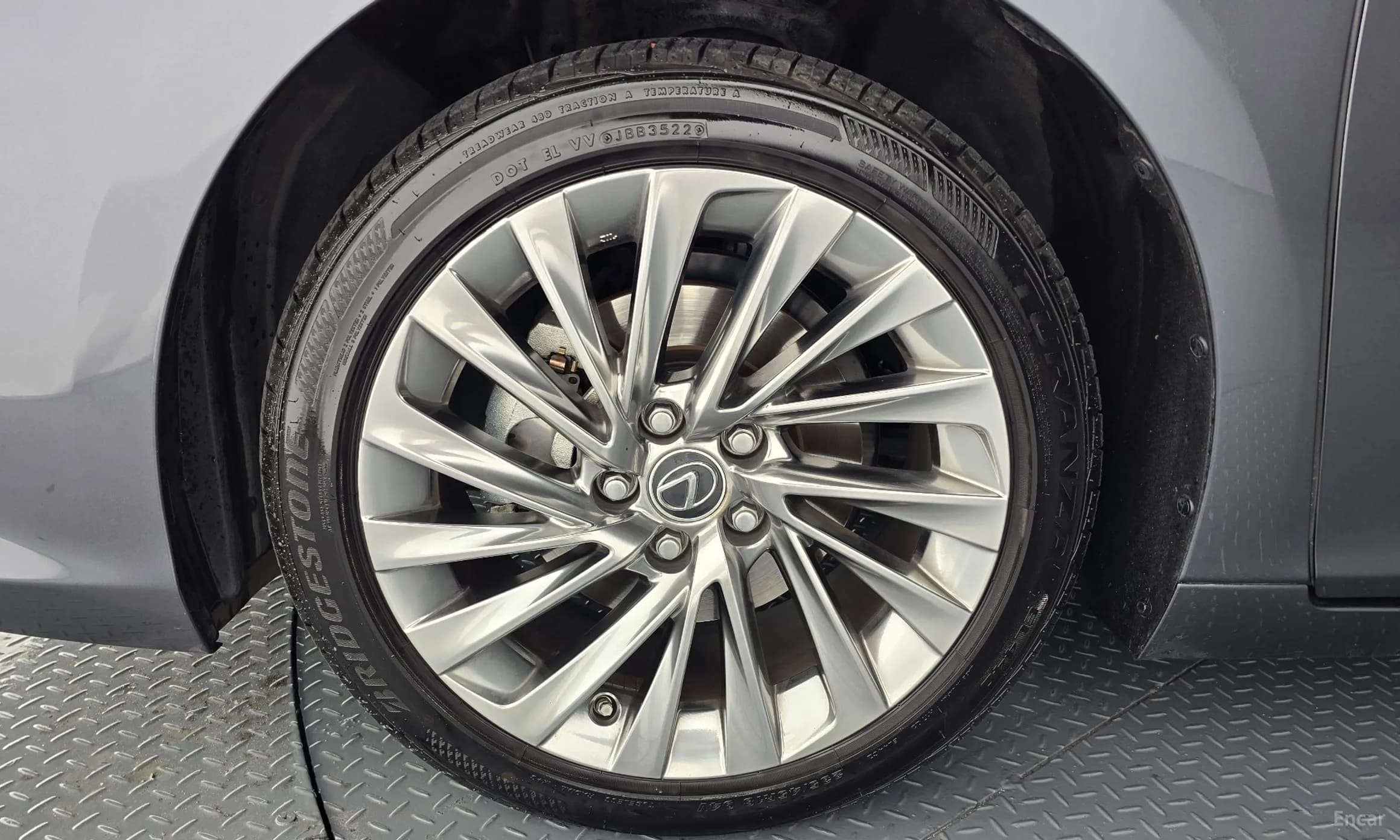 ES300h 7th Generation
