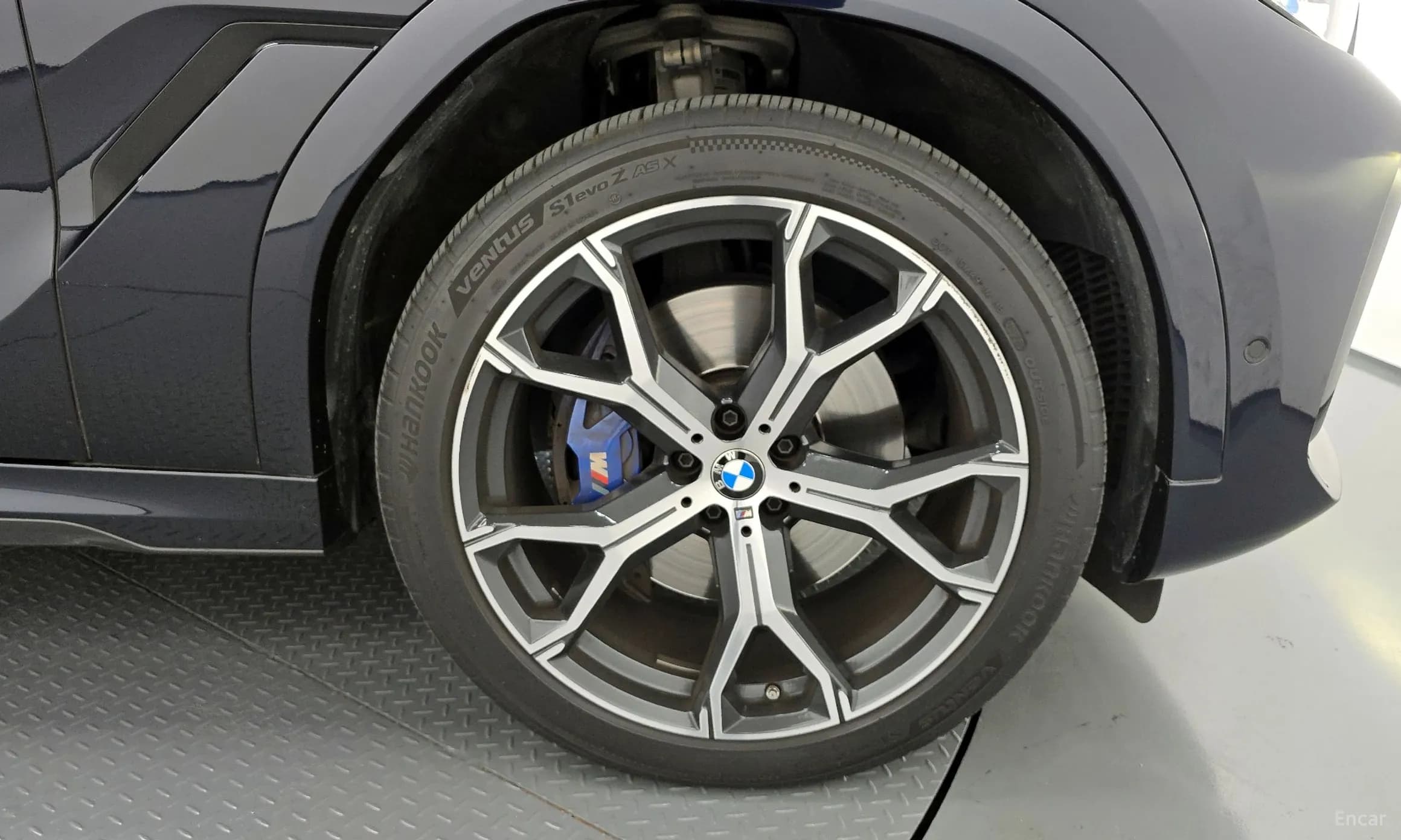X6 (G06)