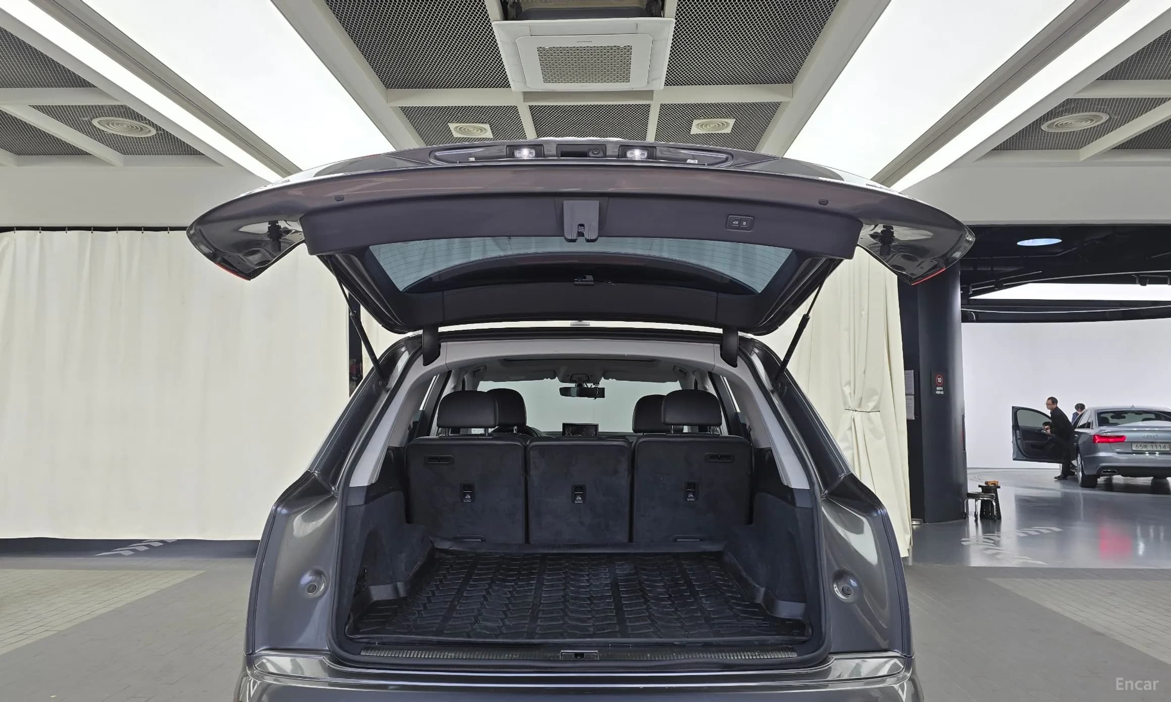 Q7 (4M)