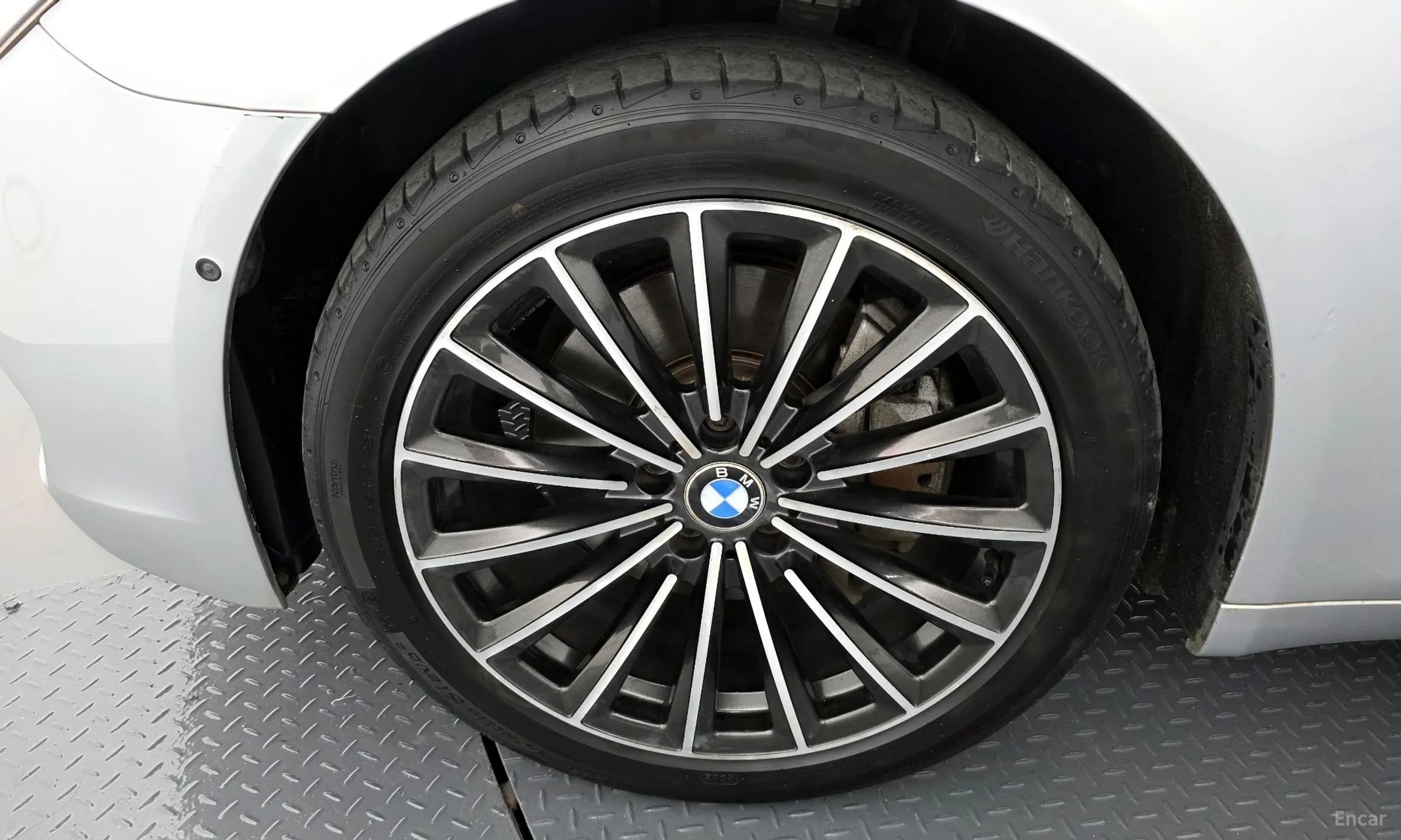 7 Series (F01)