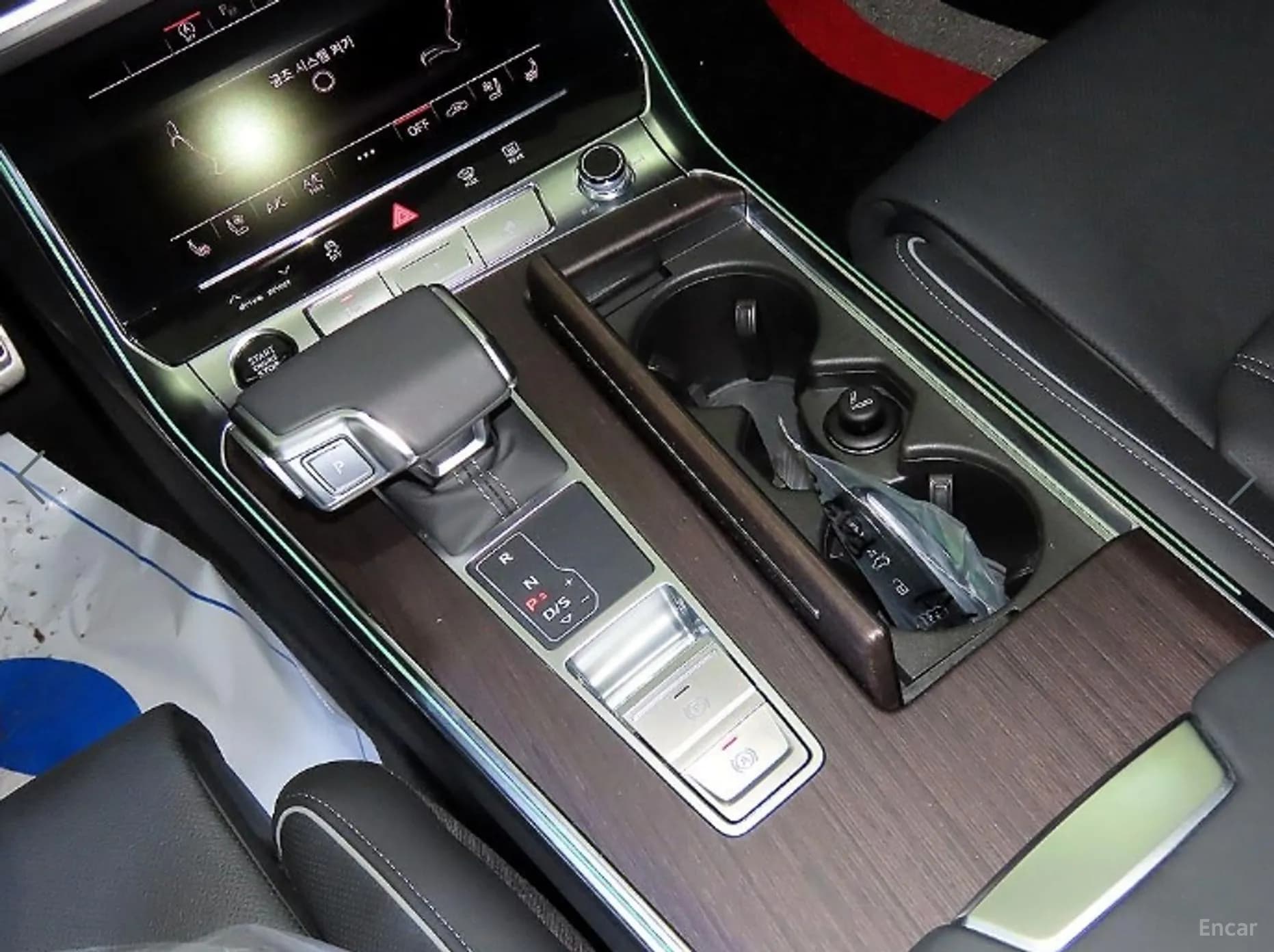 A6 (C8)