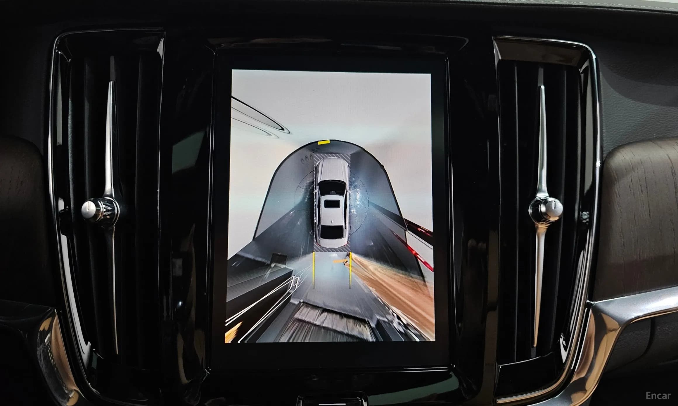 S90