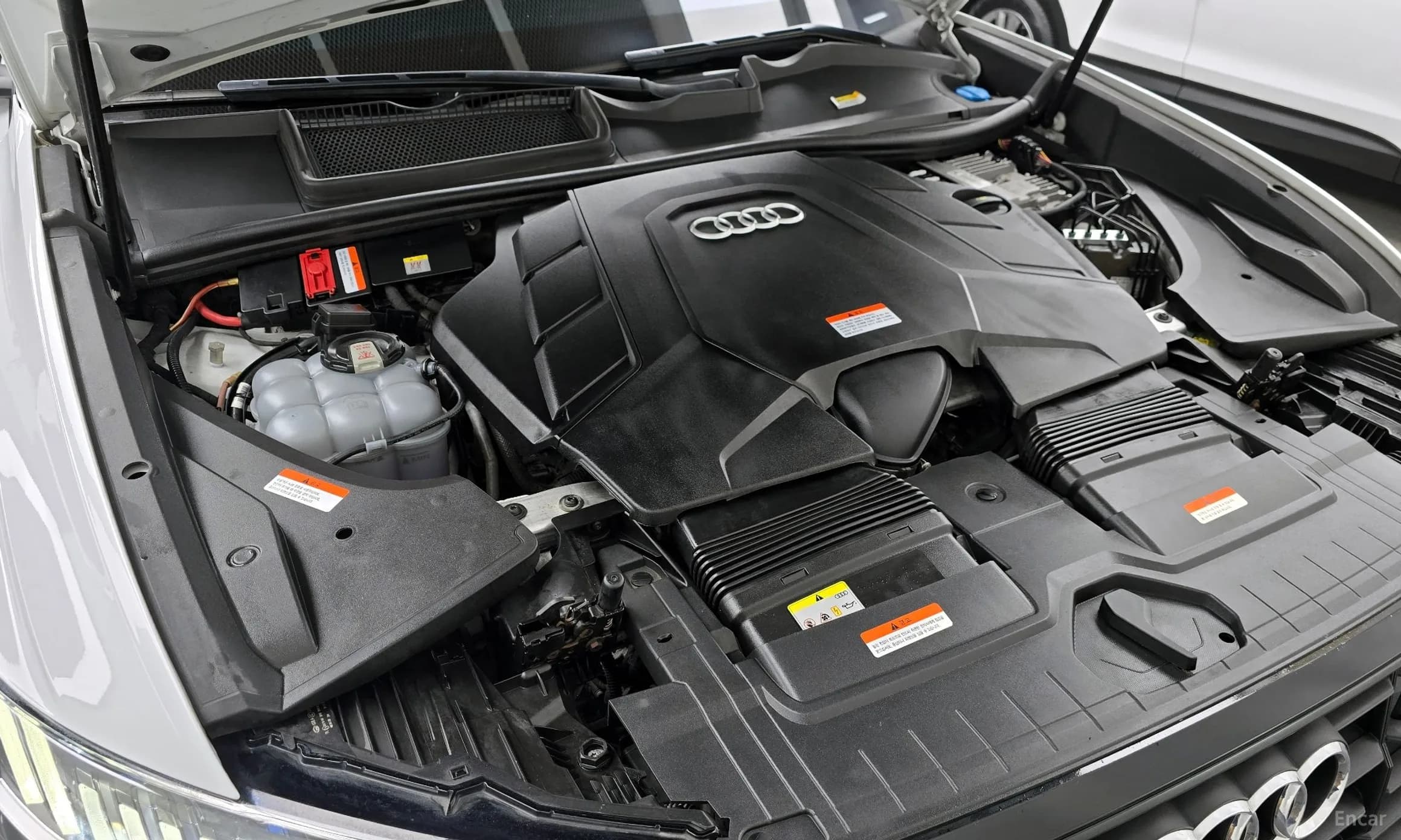Q8 (4M)