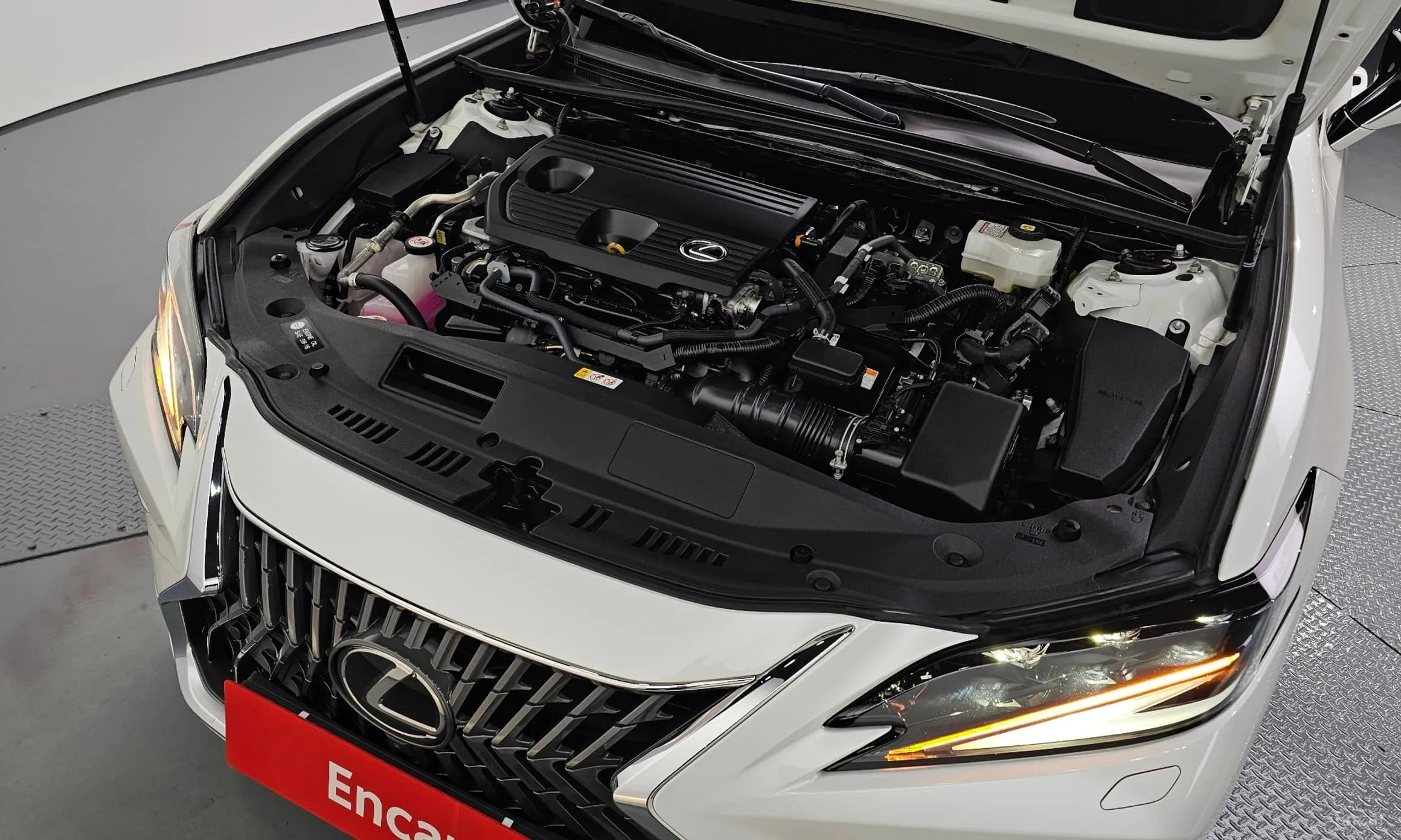 ES300h 7th Generation