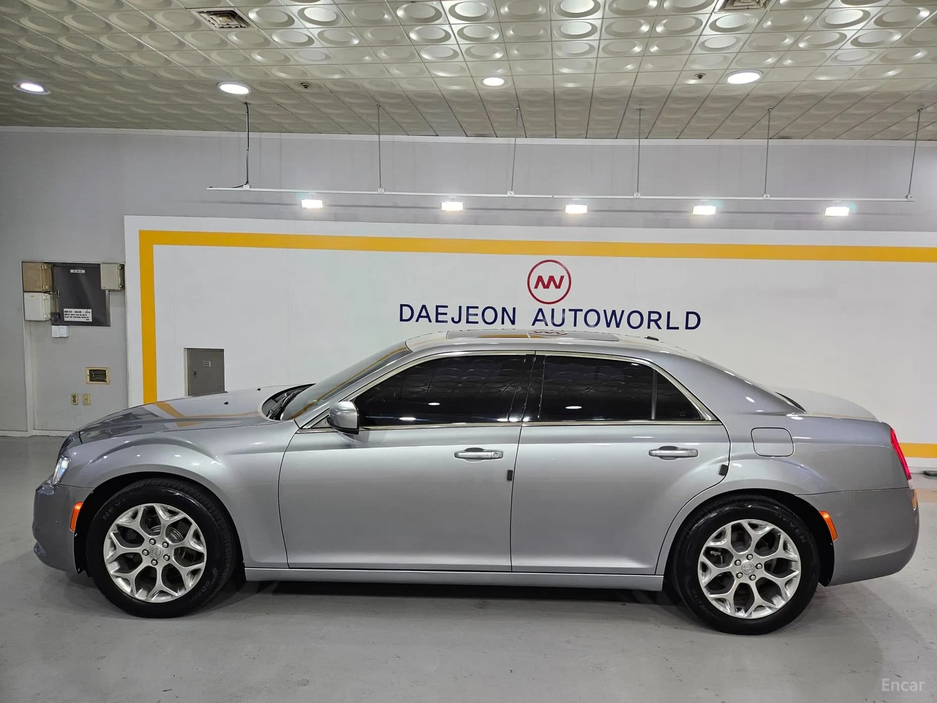 The New 300C