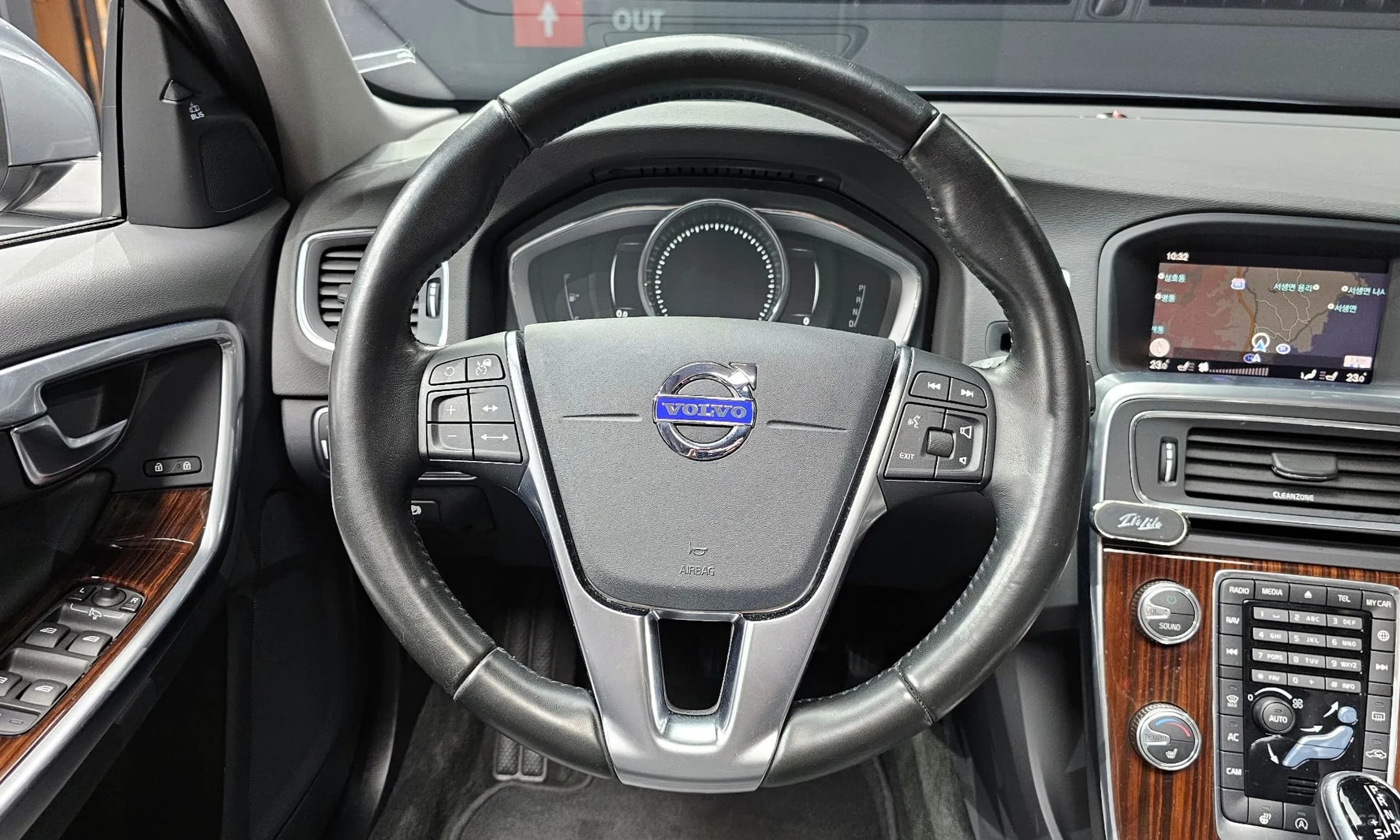 S60