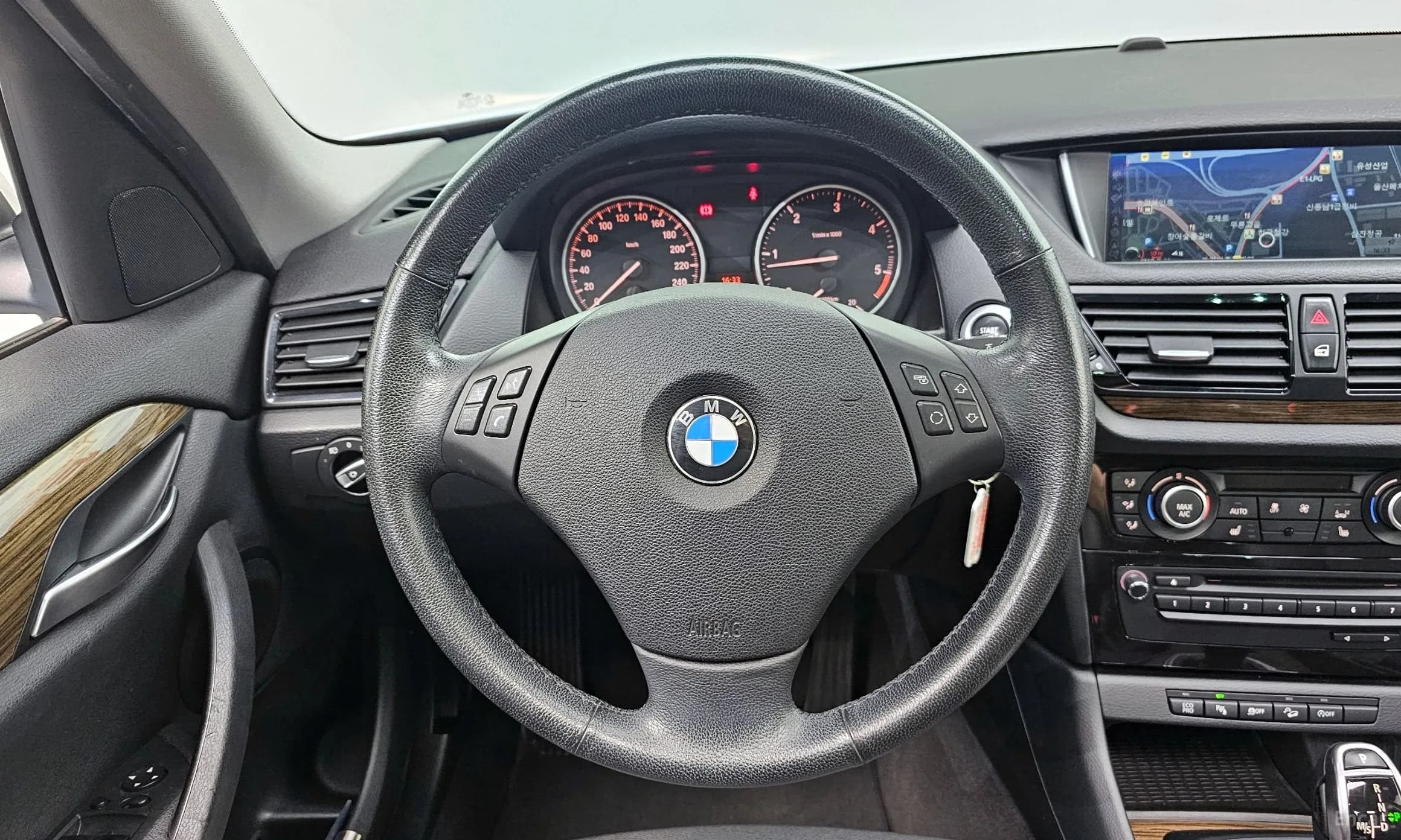 X1 (E84)