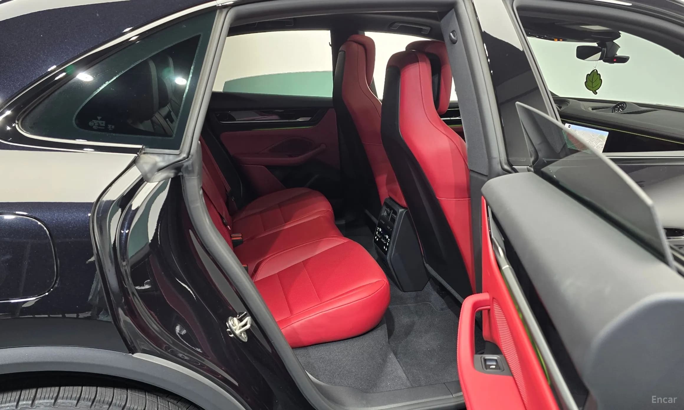 Macan EV