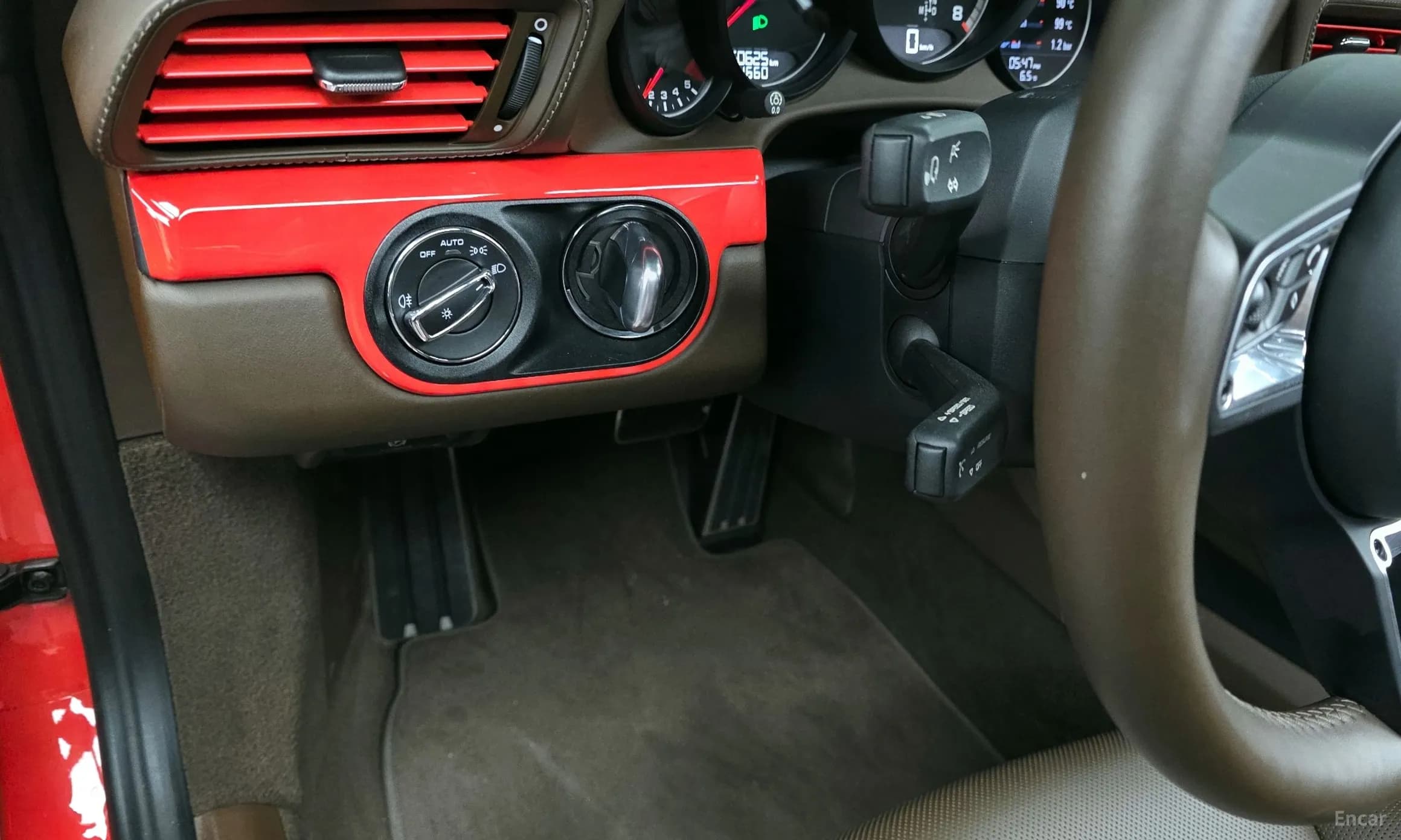 910