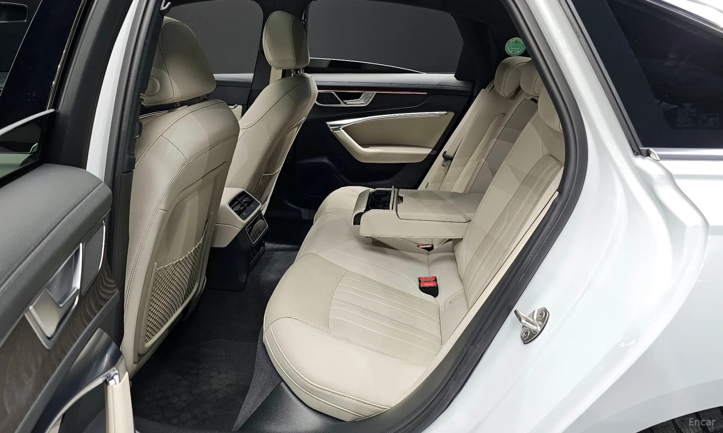 A6 (C8)