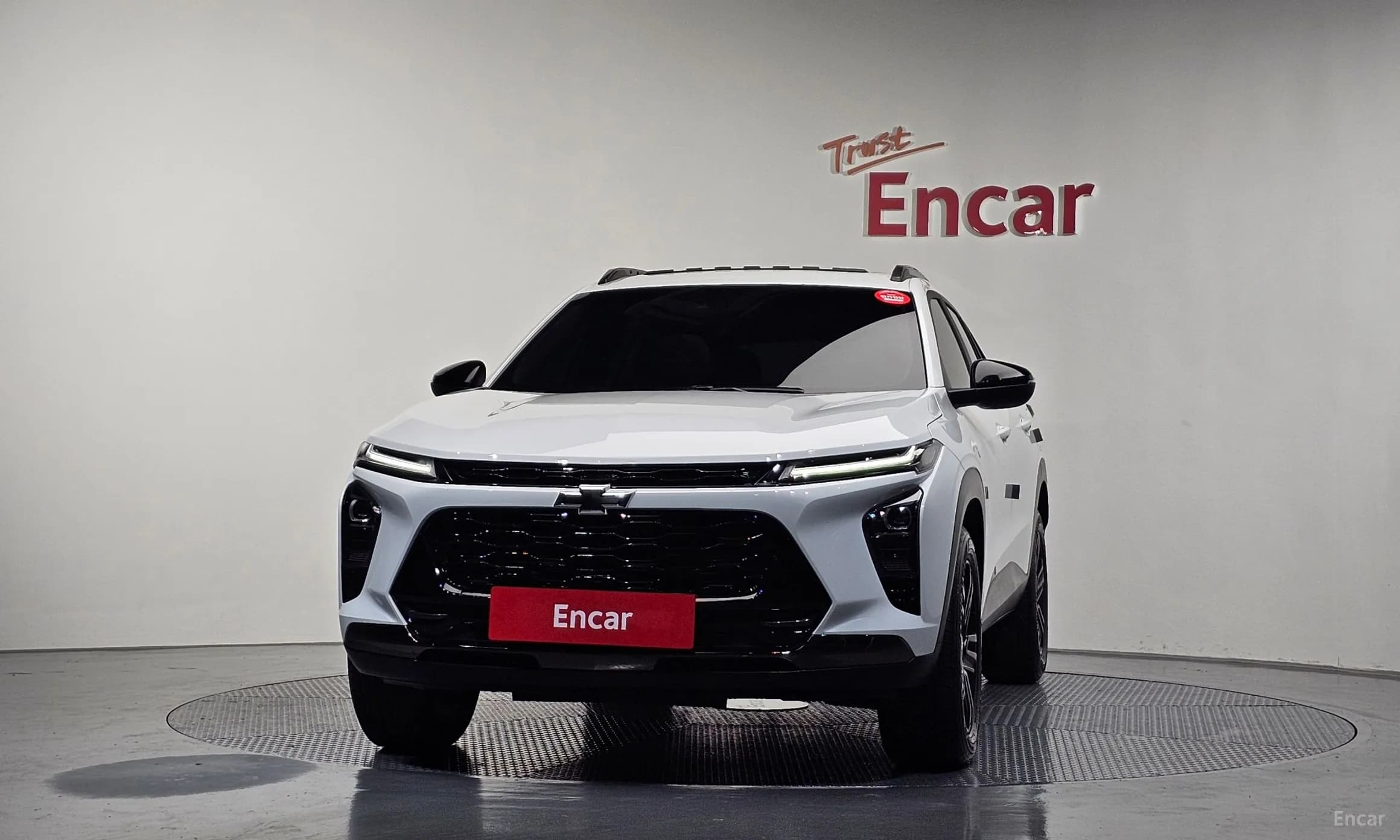 Trax Crossover