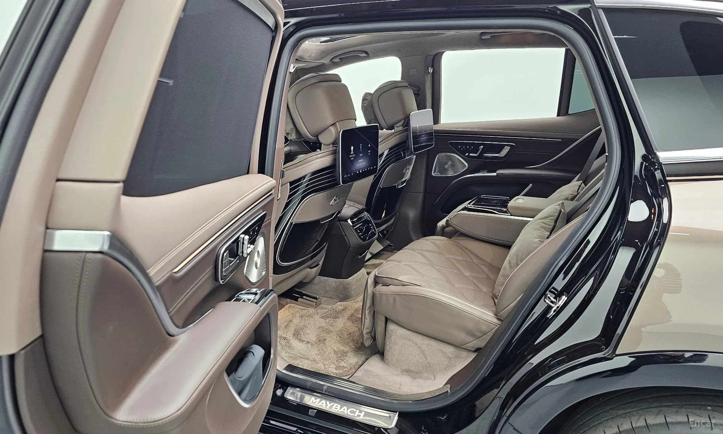 EQS SUV X296