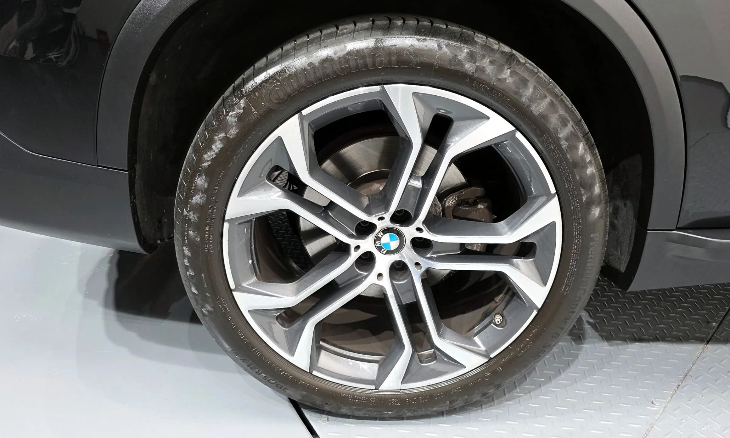 X5 (G05)