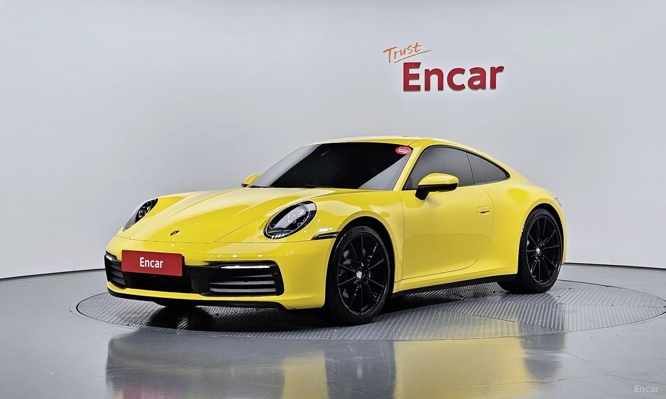 911 (992)