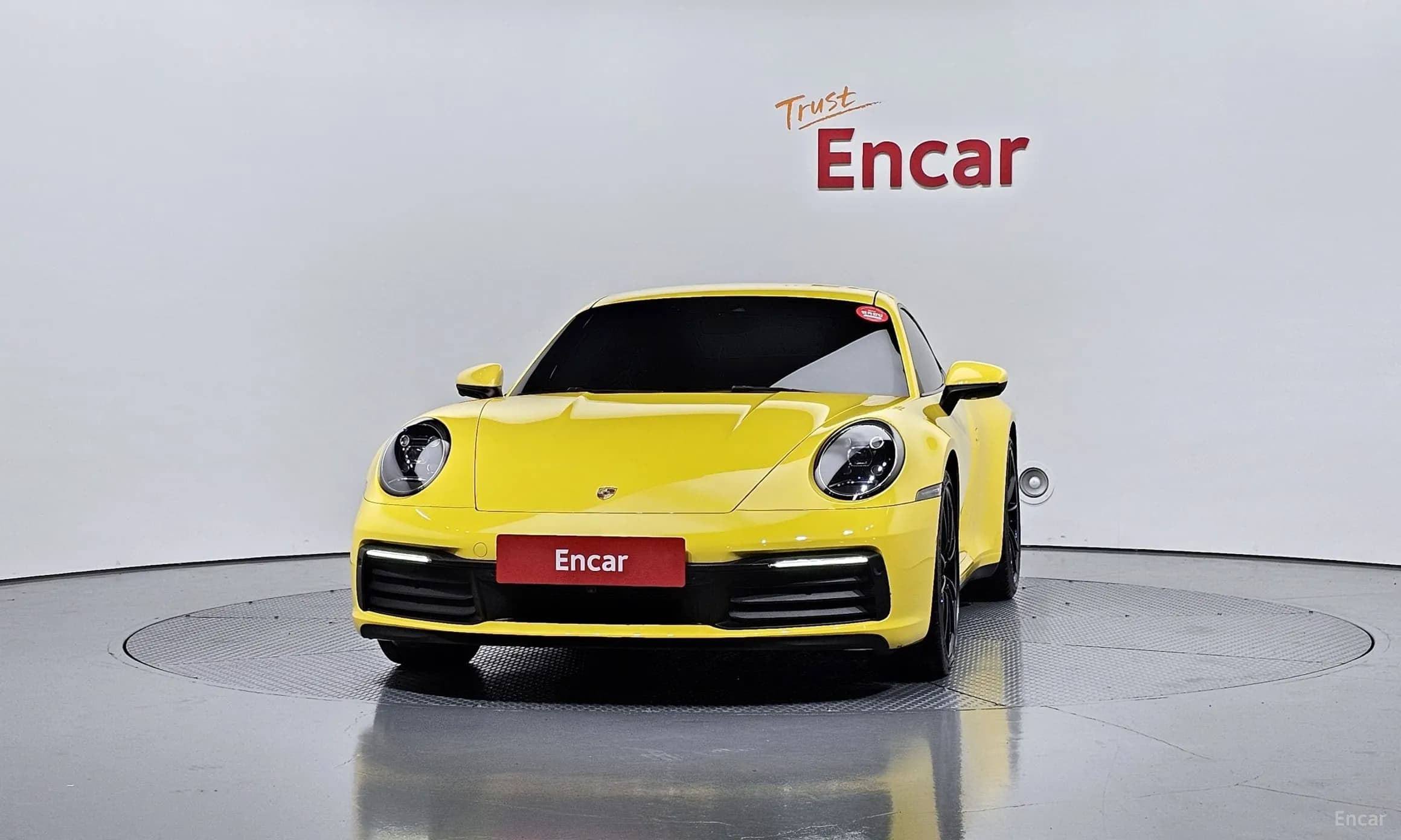 911 (992)