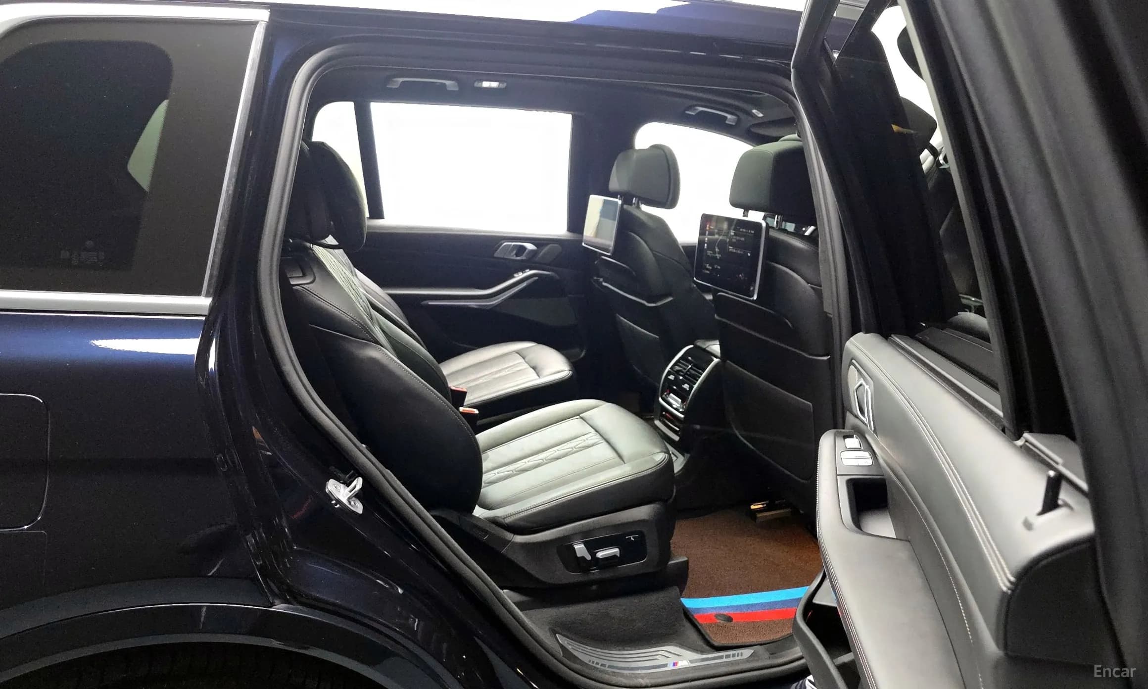 X7 (G07)