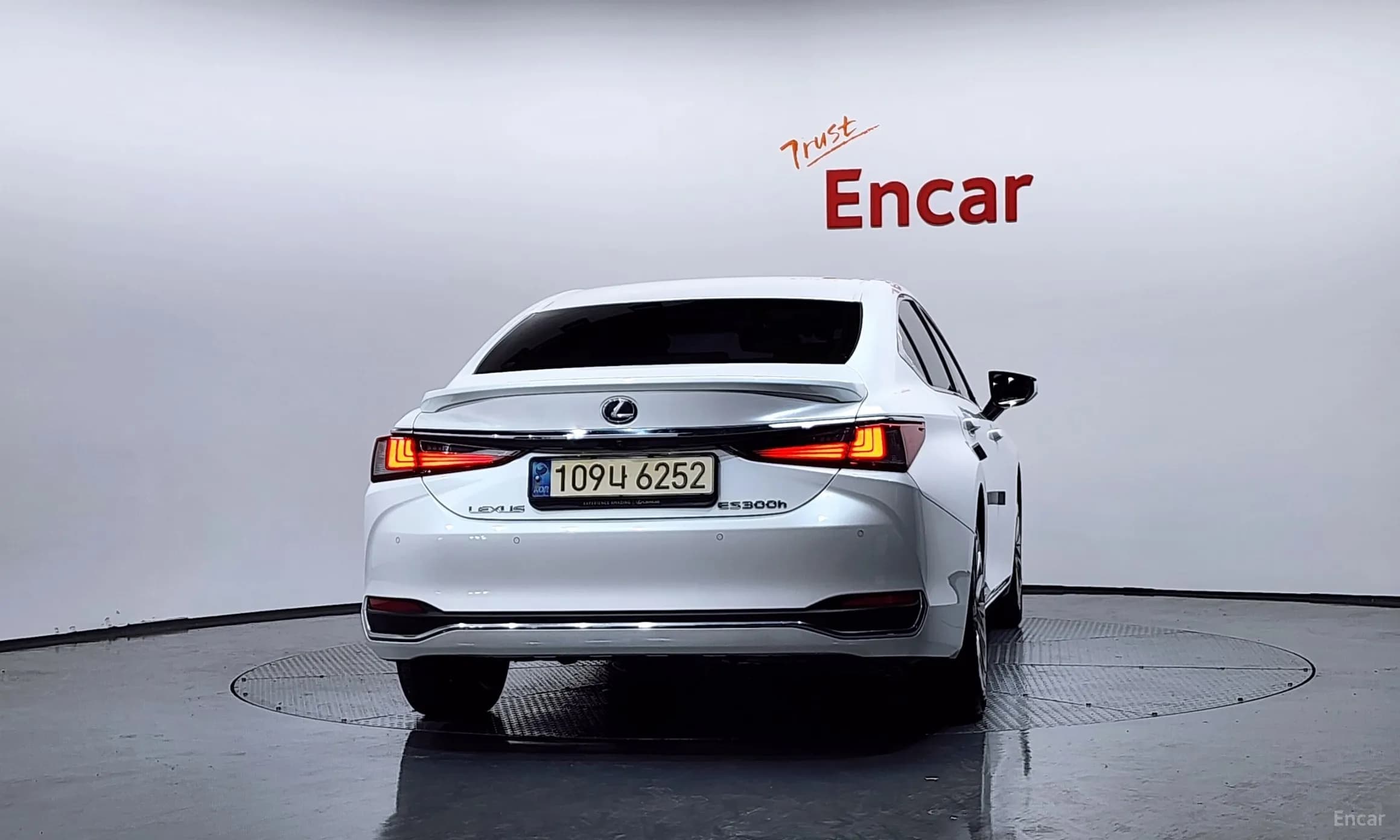 ES300h 7th Generation