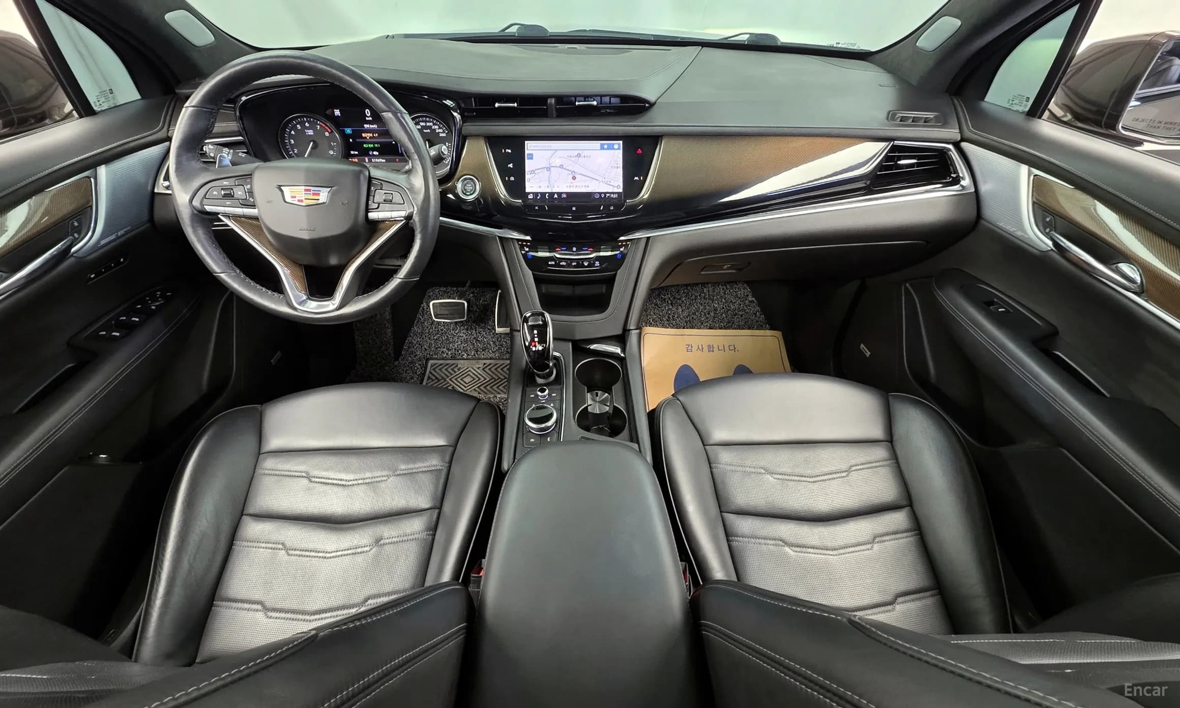 XT6