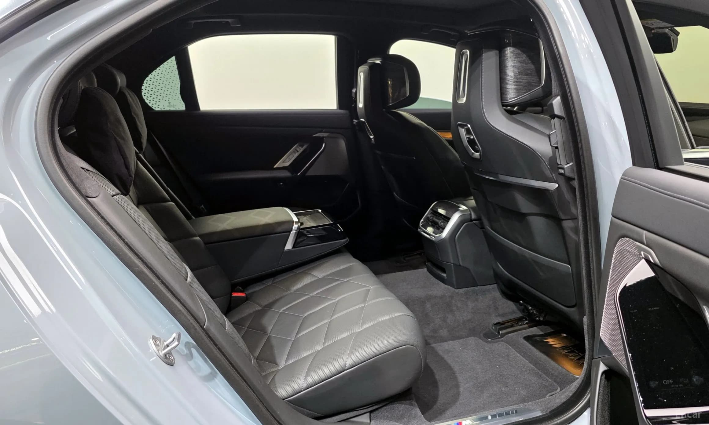 7 Series (G70)