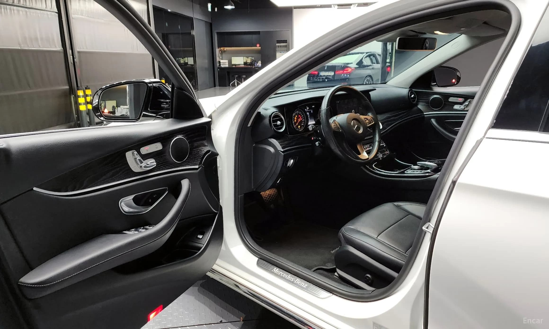 E-Class W213