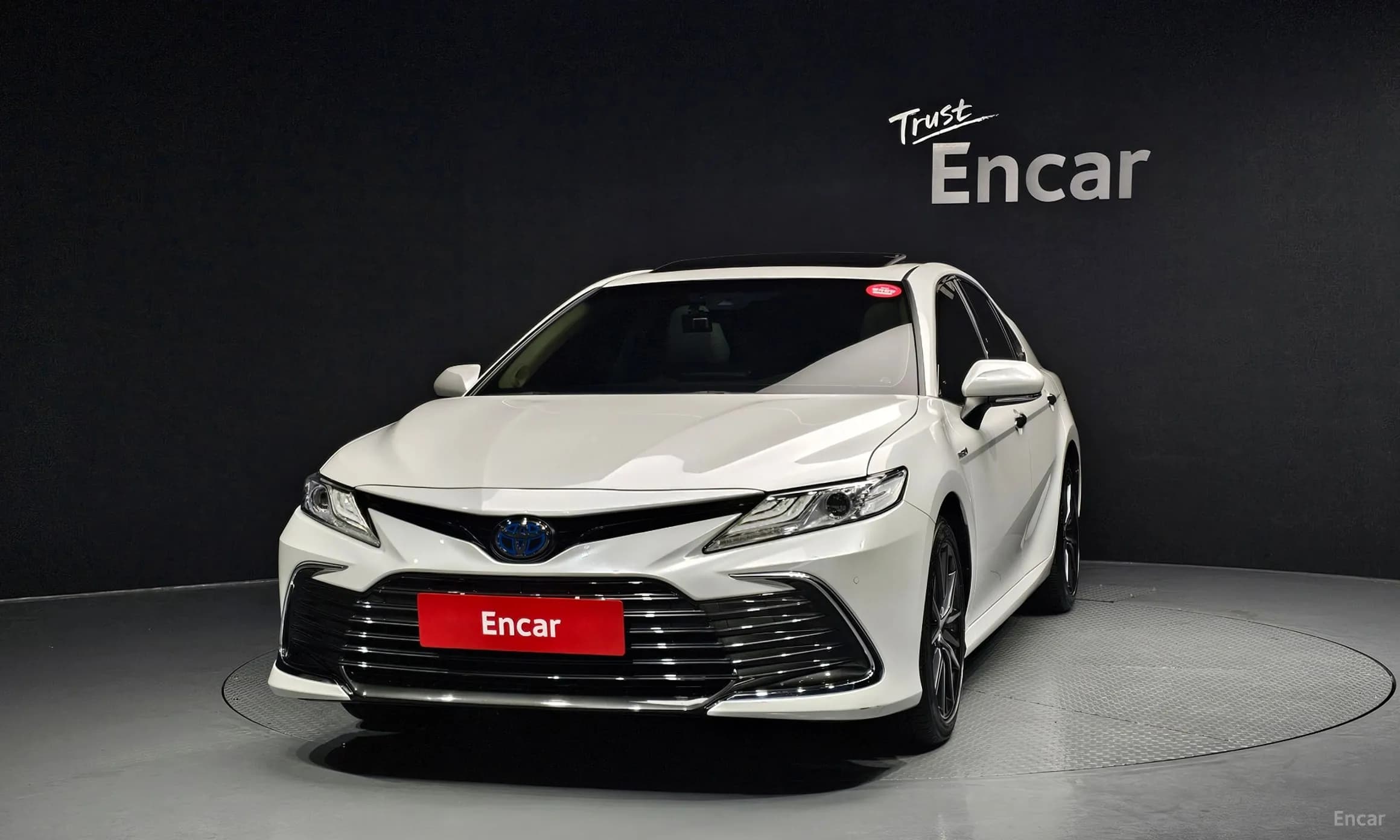 Camry (XV70)