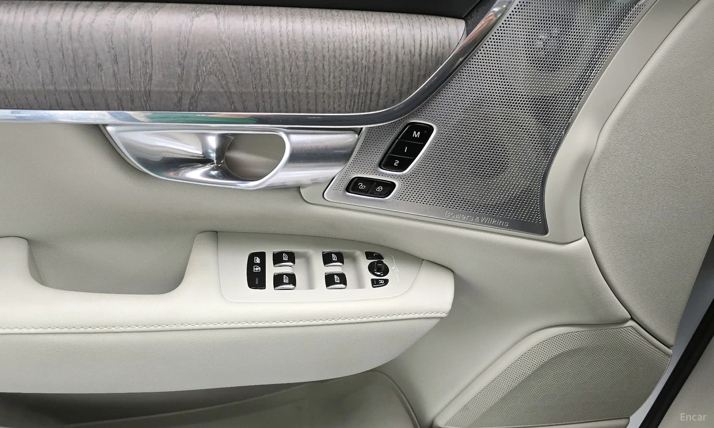 S90