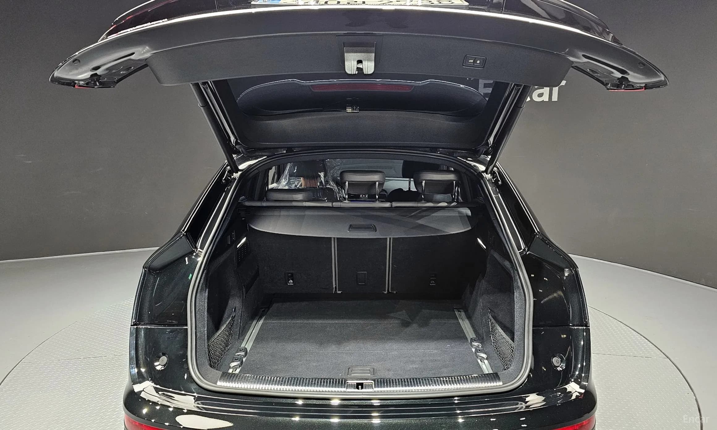 SQ5 (FY)