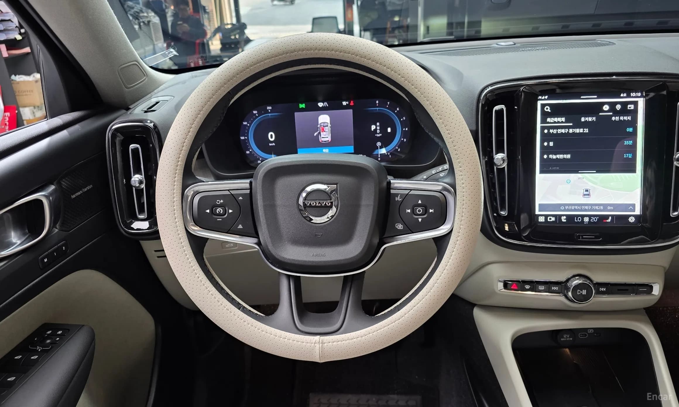 XC40