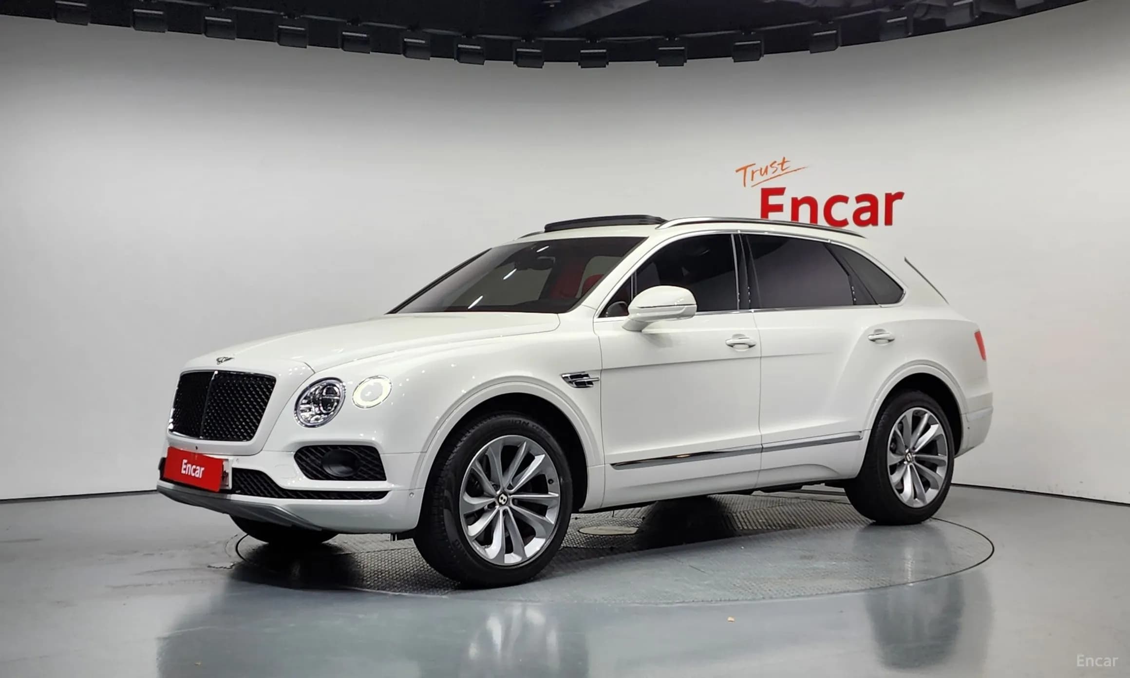 Bentayga